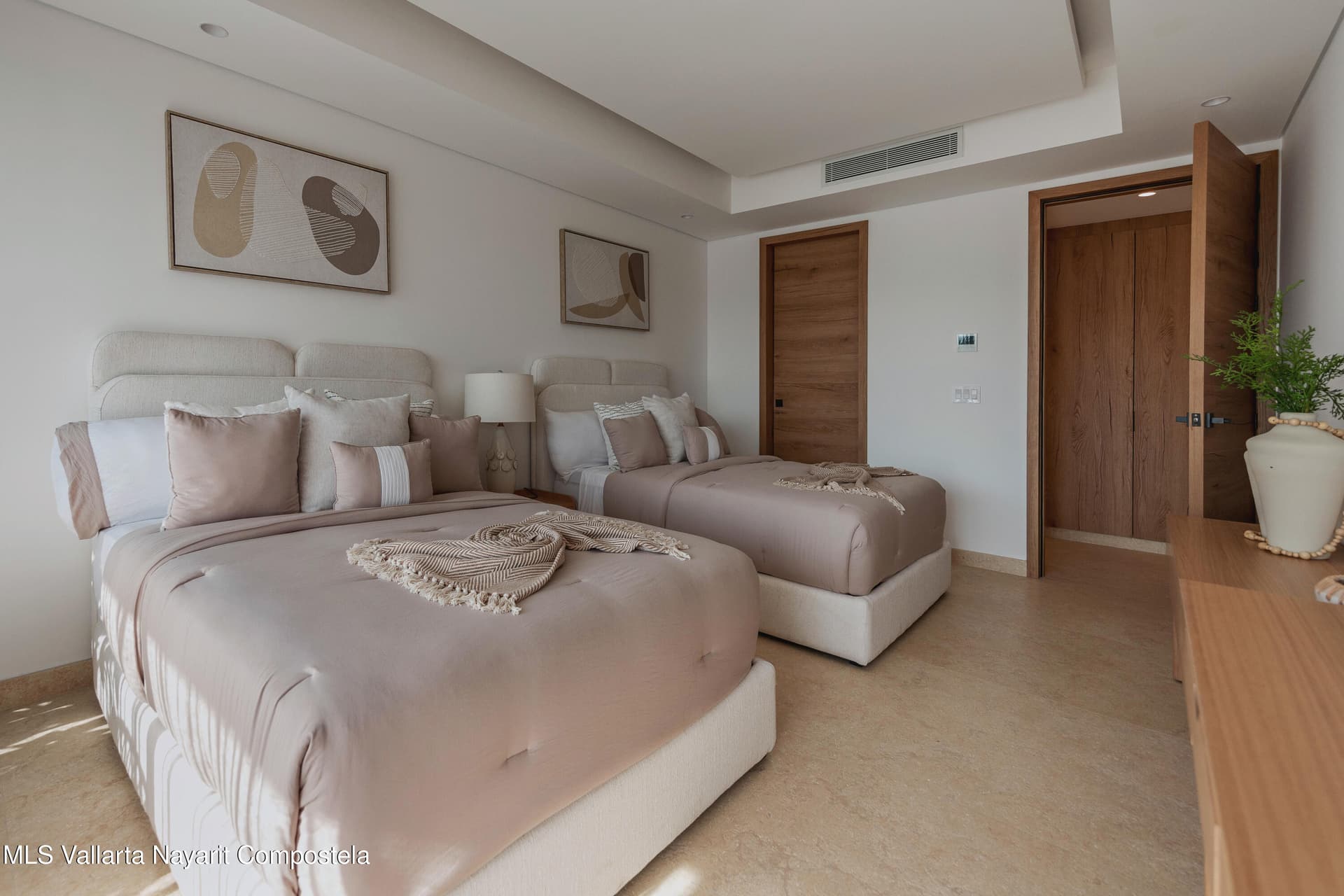 Marina Towers 18