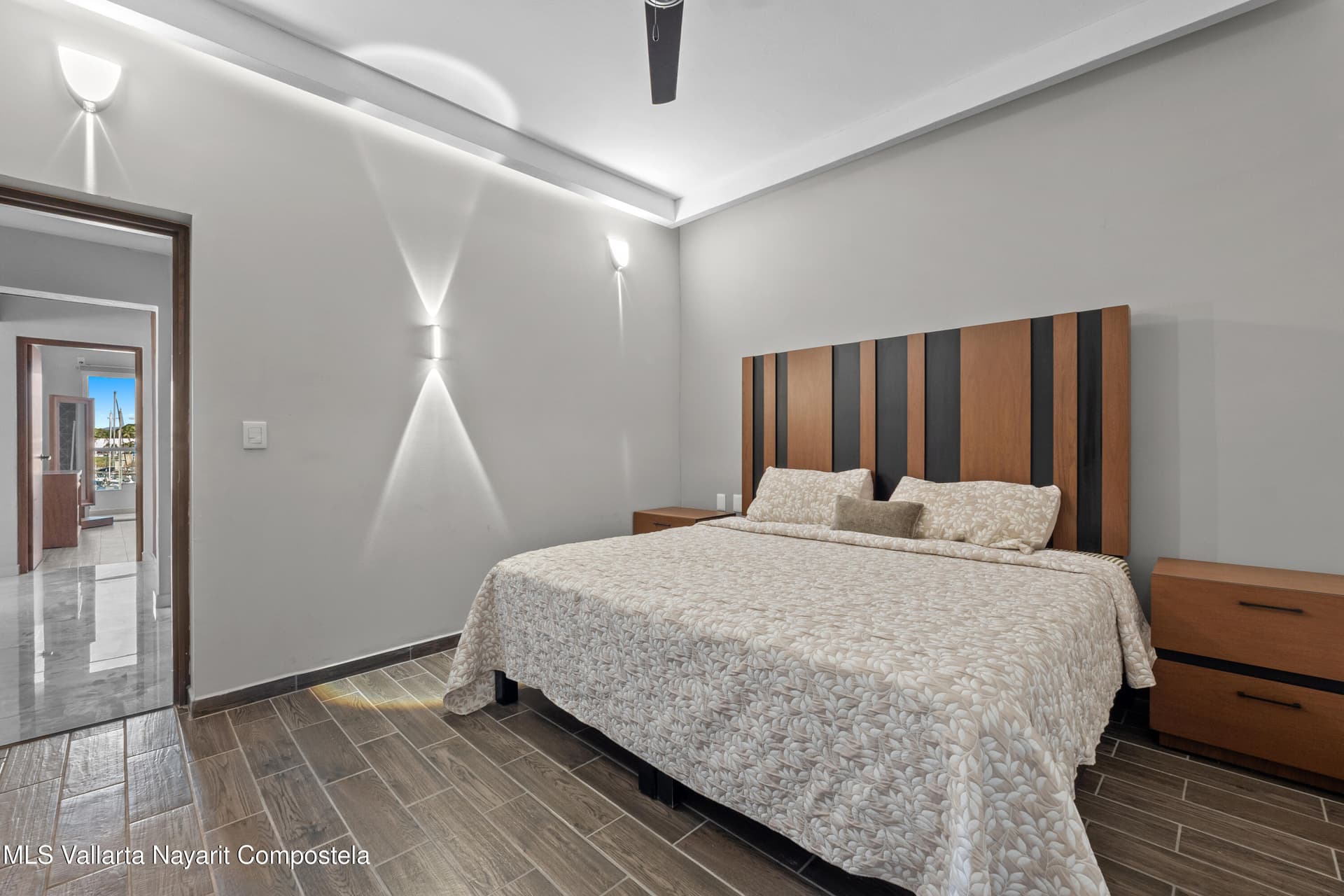 Marina Suites 21