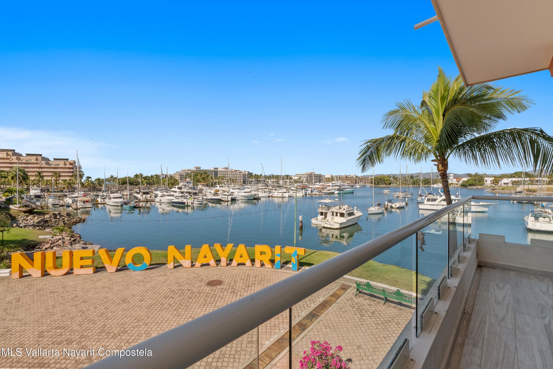 Marina Suites 5