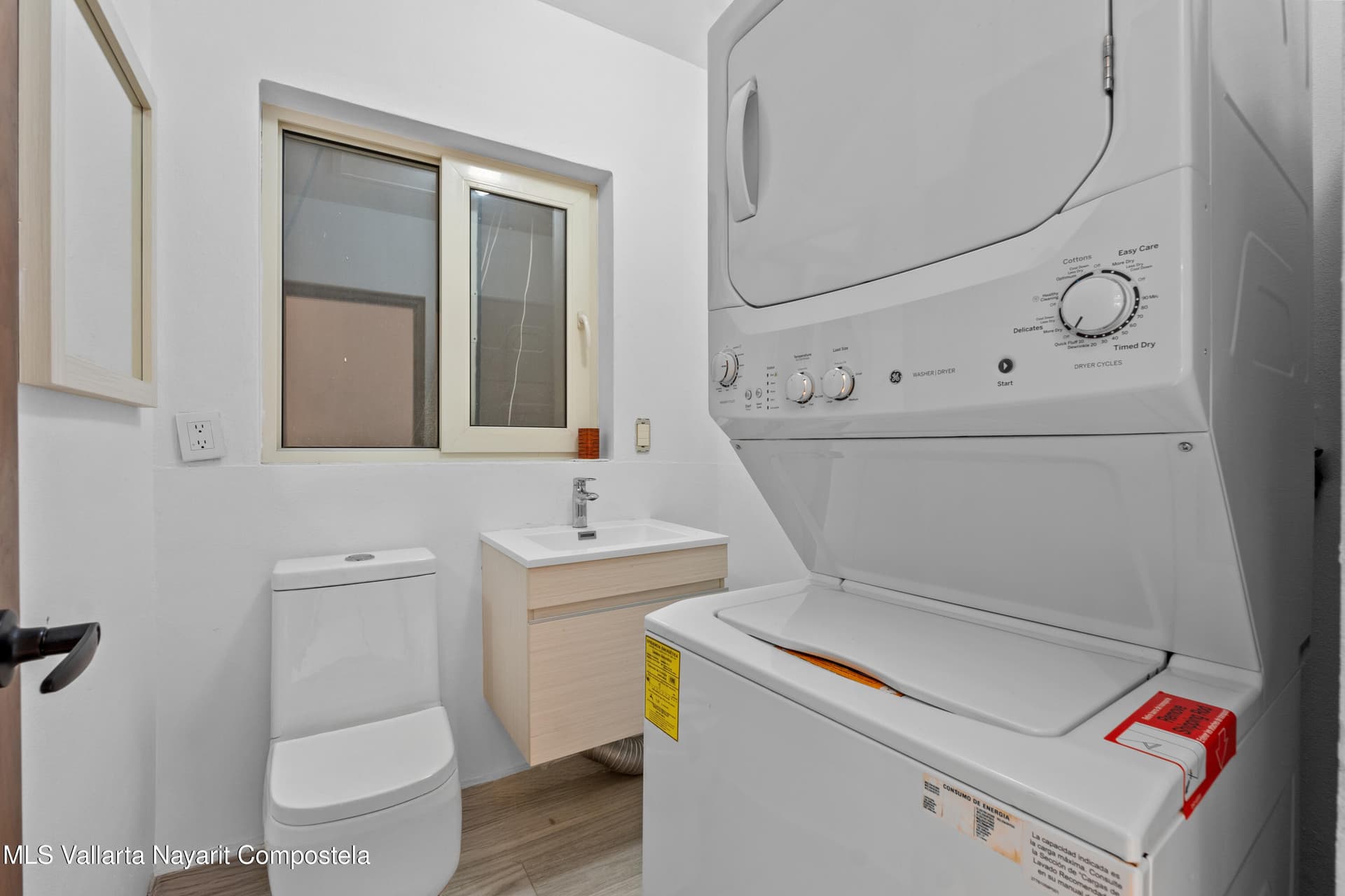 Marina Suites 29