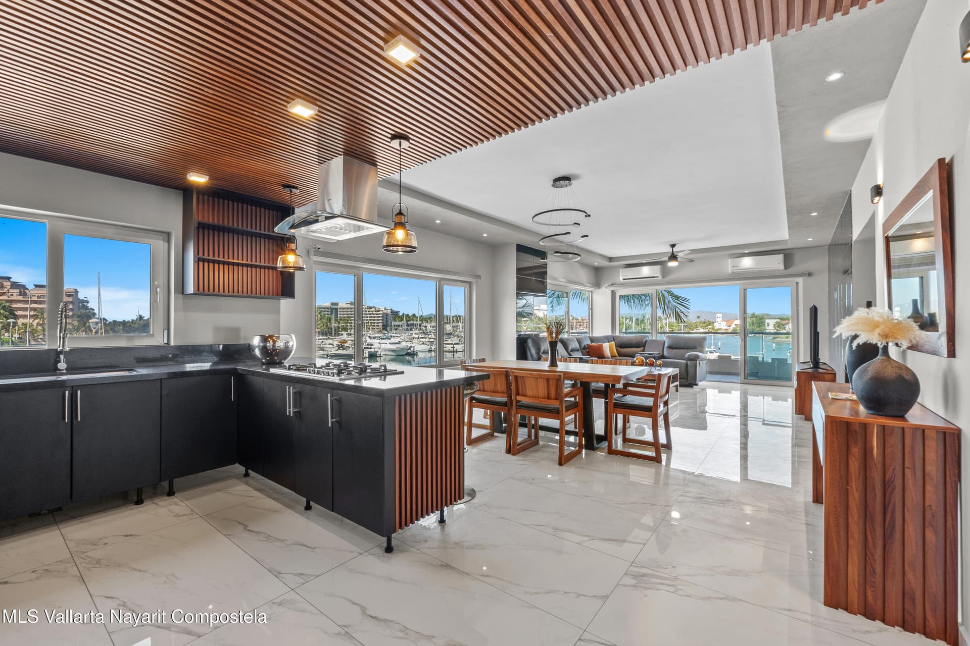 Marina Suites 2