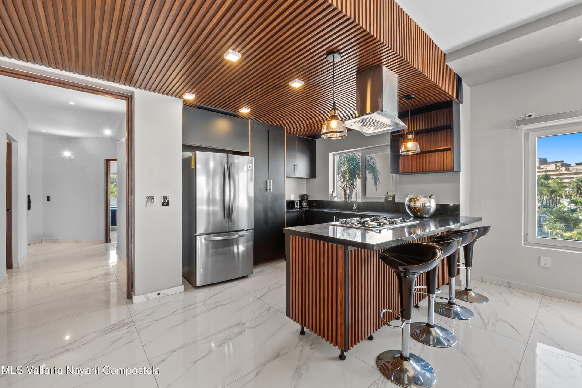 Marina Suites 7