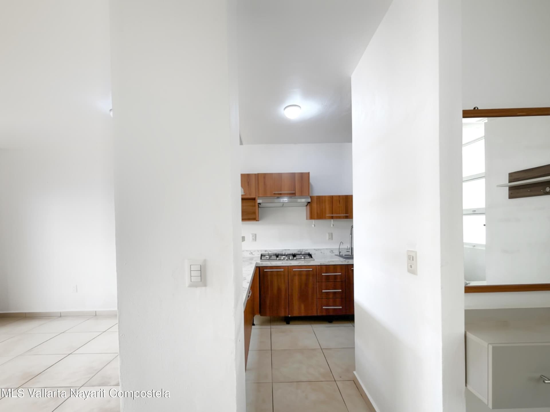 231 Avenida Paseo Vulcano 16