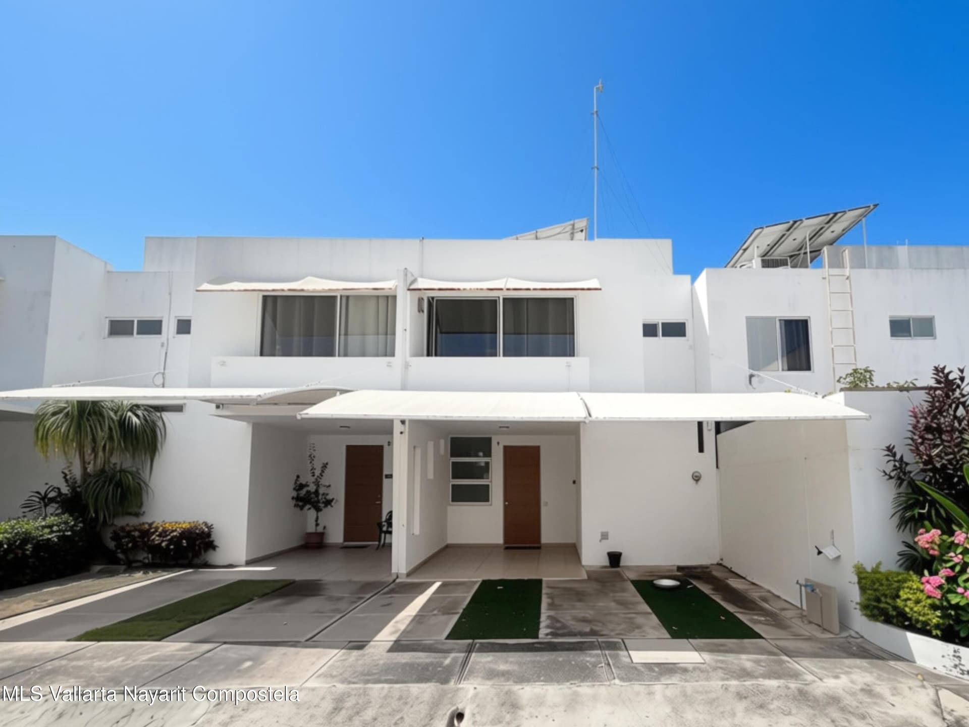231 Avenida Paseo Vulcano 4