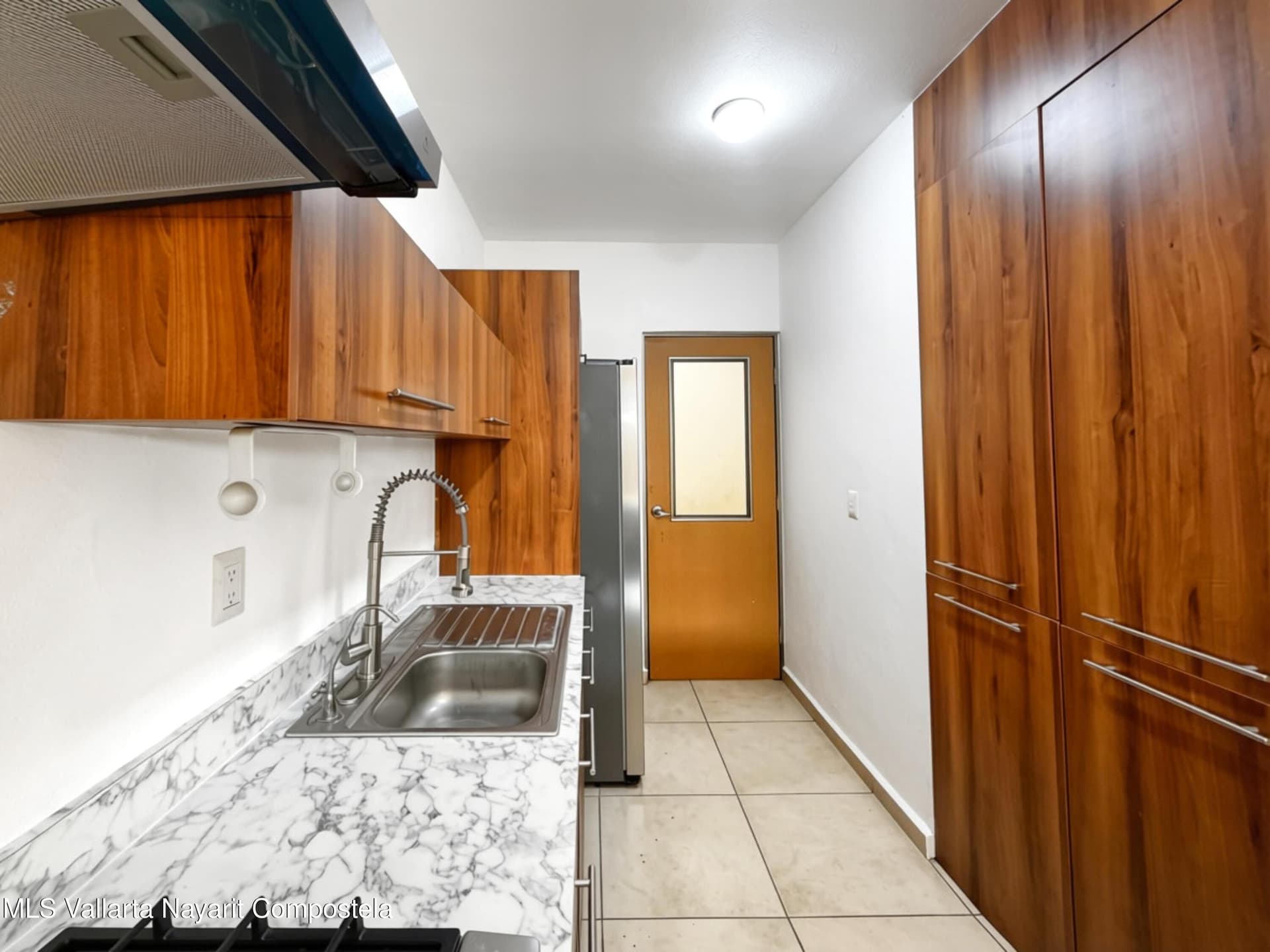 231 Avenida Paseo Vulcano 3