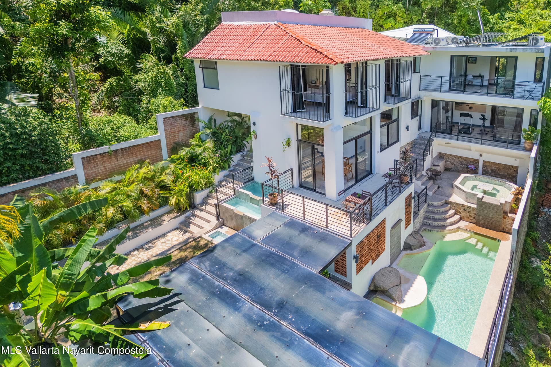 460 Av. Richrad Burton