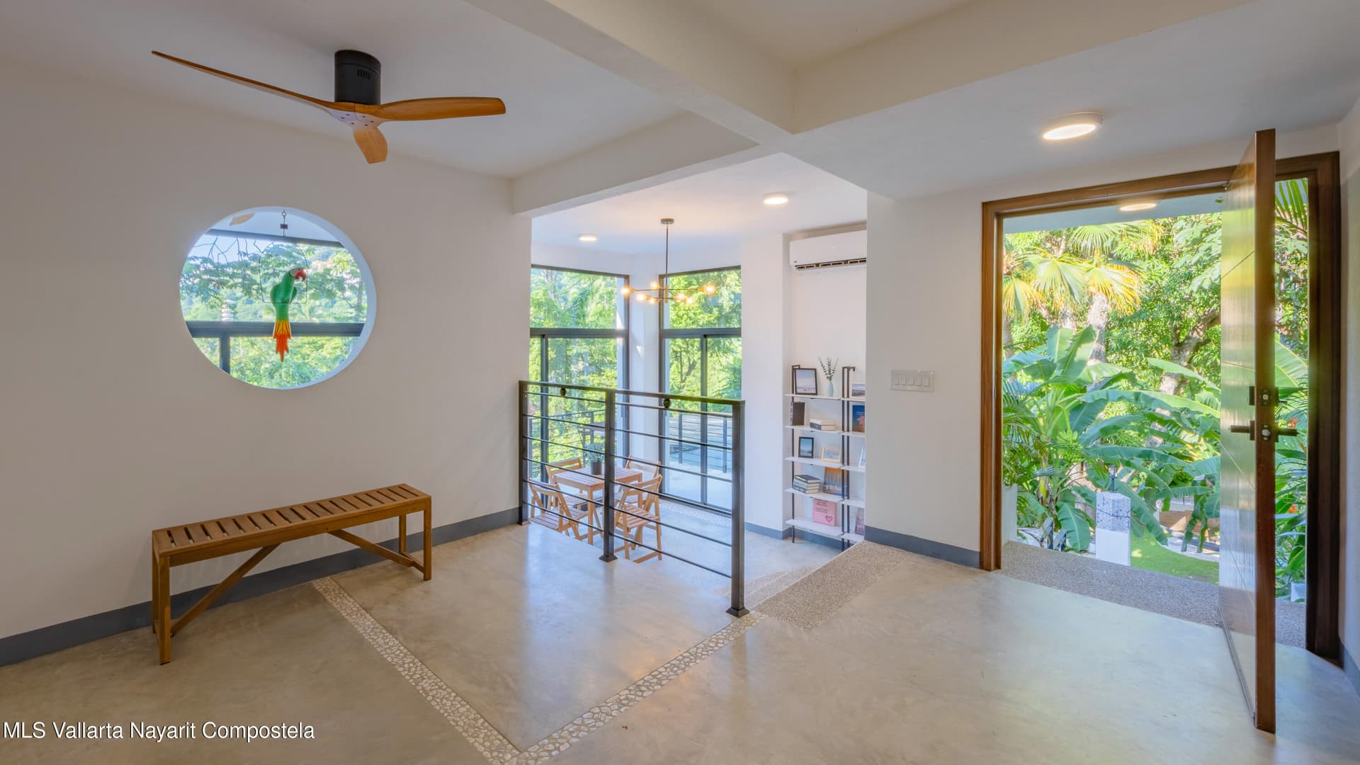 460 Av. Richrad Burton 14