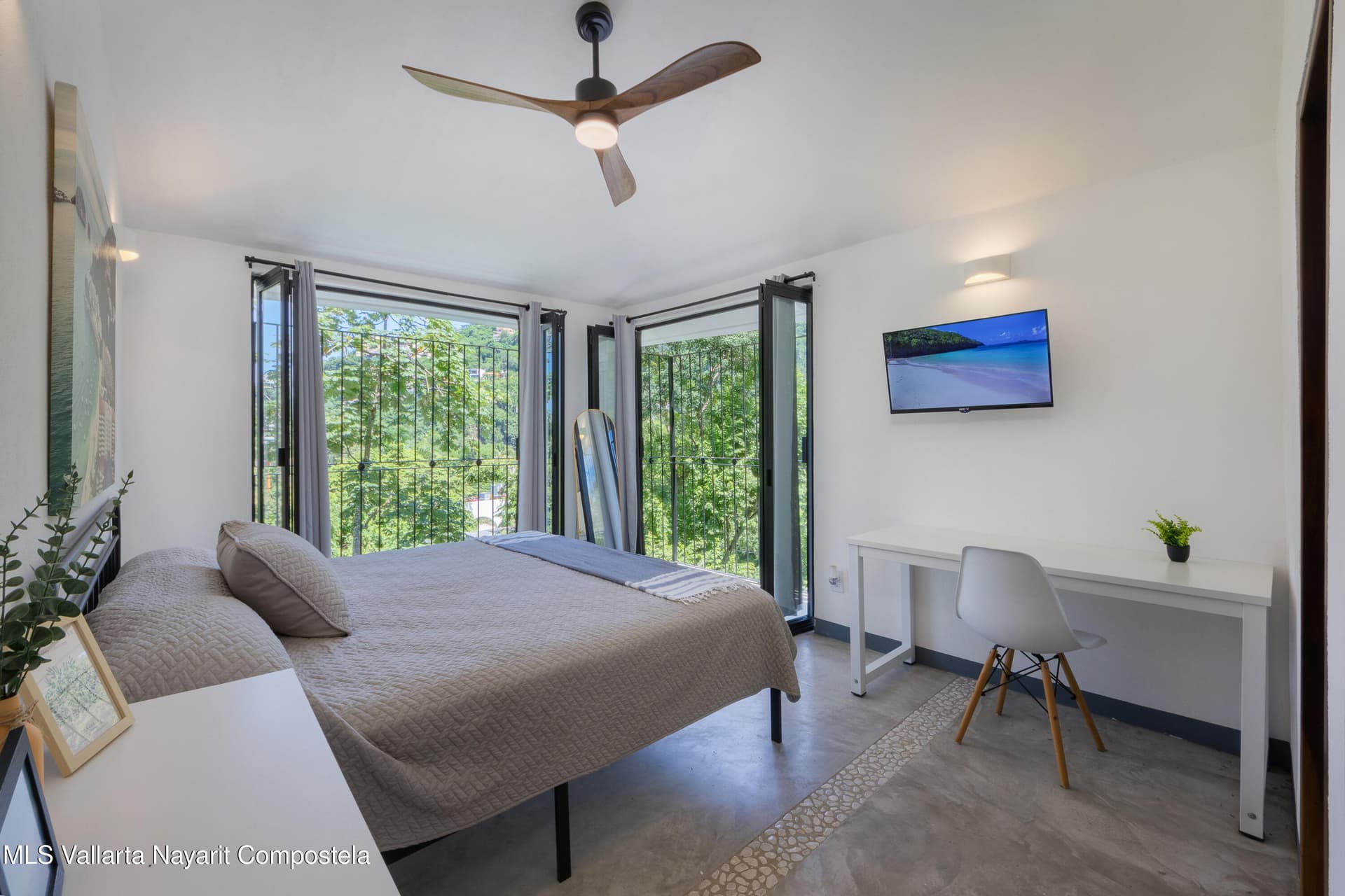 460 Av. Richrad Burton 20