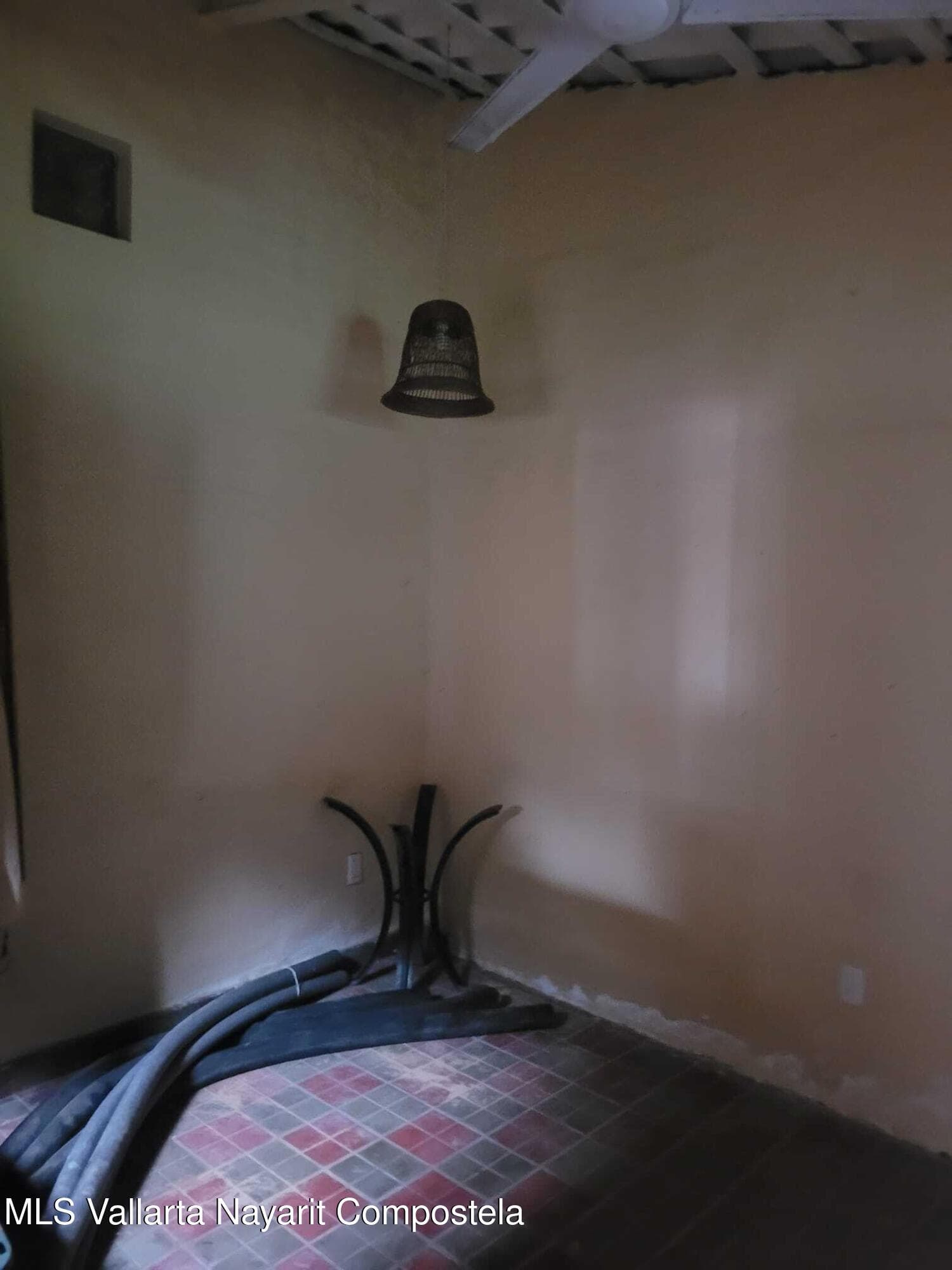 231 Calle Allende 8
