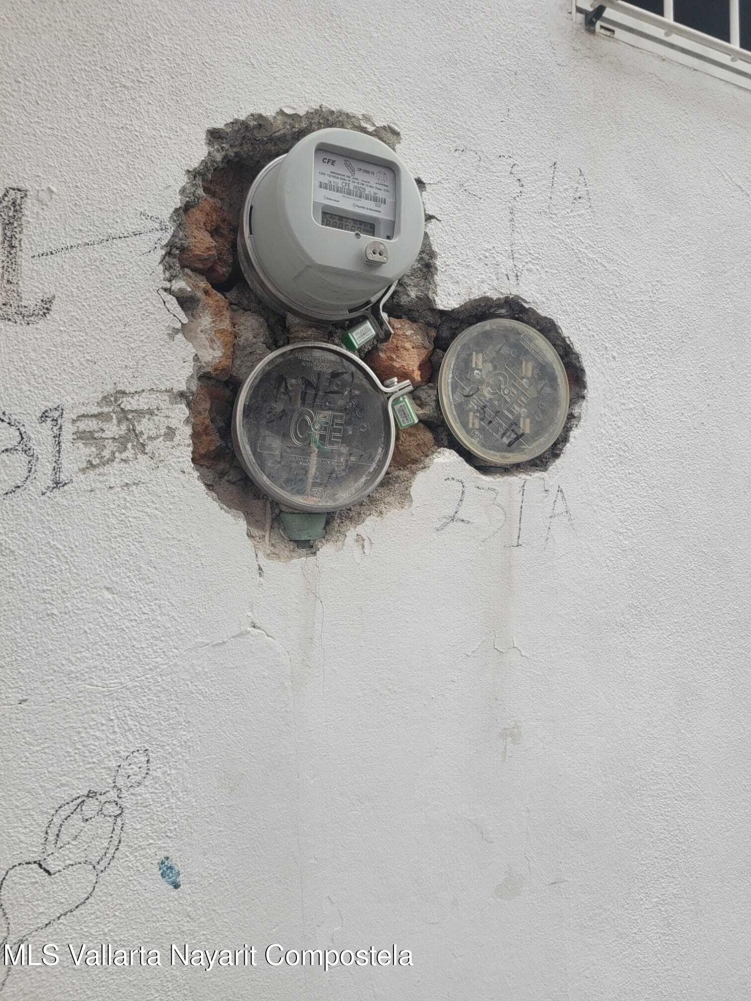 231 Calle Allende 19
