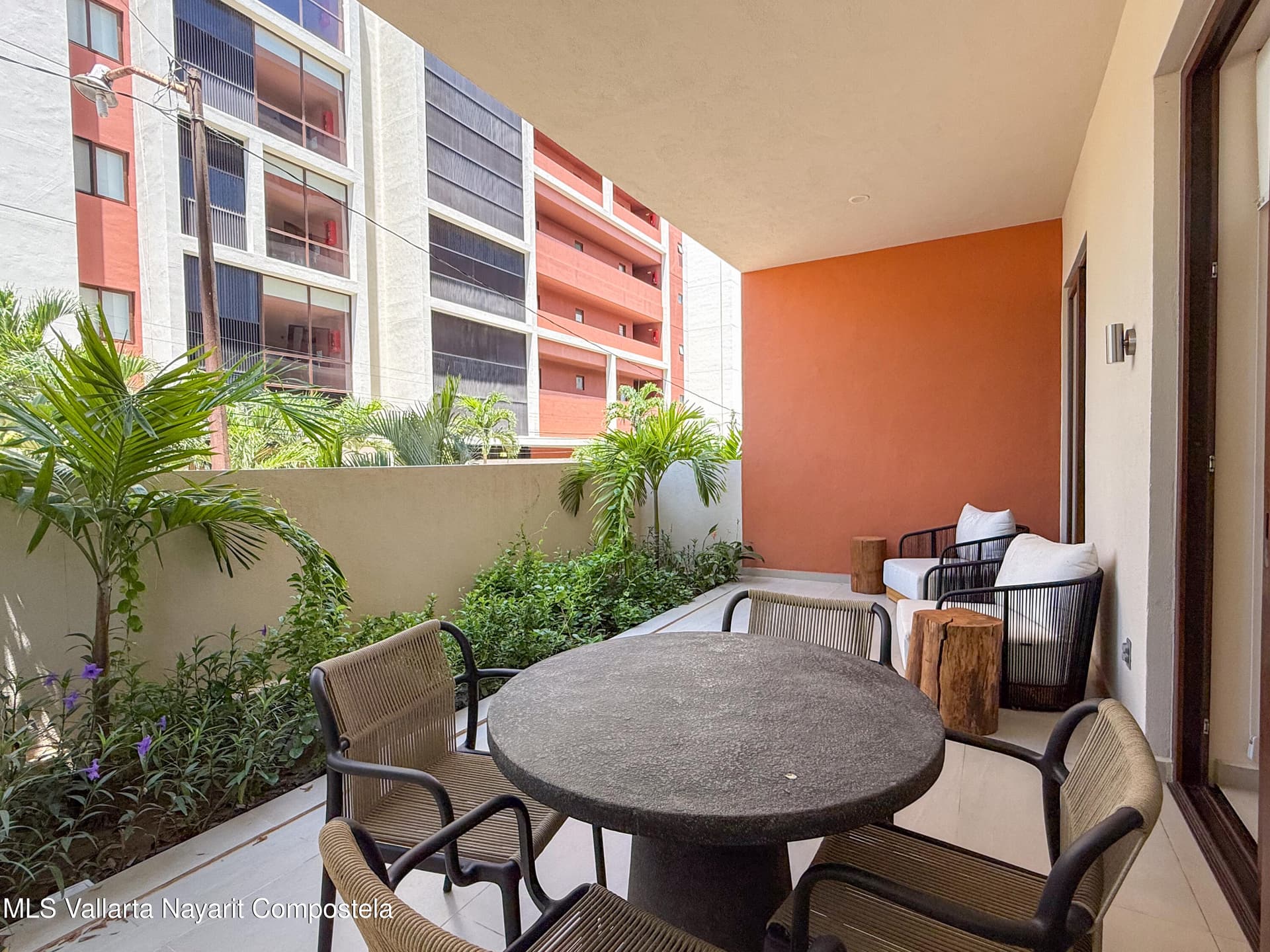 24 Playa Las Minitas 8