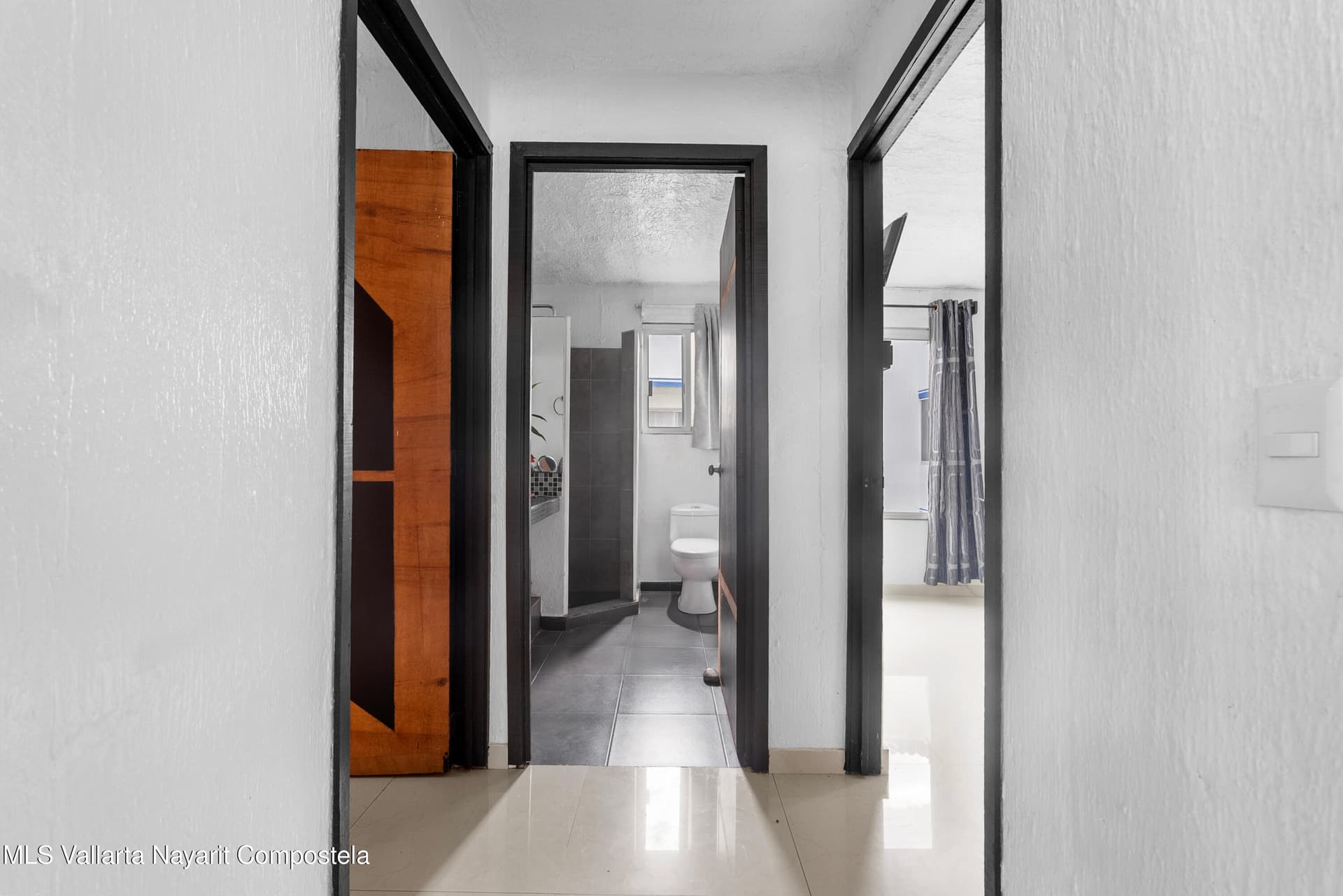 140 Prisciliano Sanchez Av 19