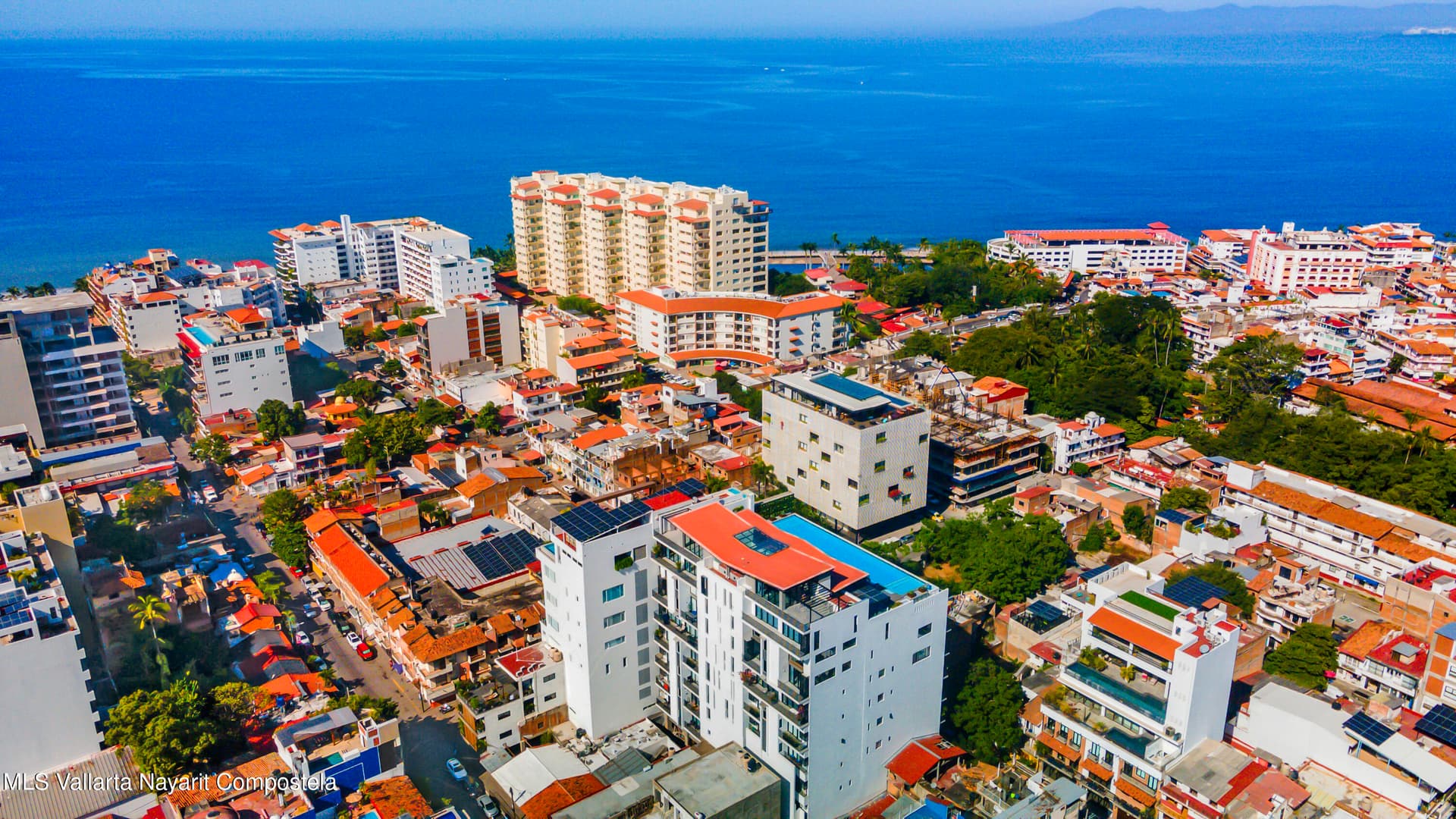 Condo 21