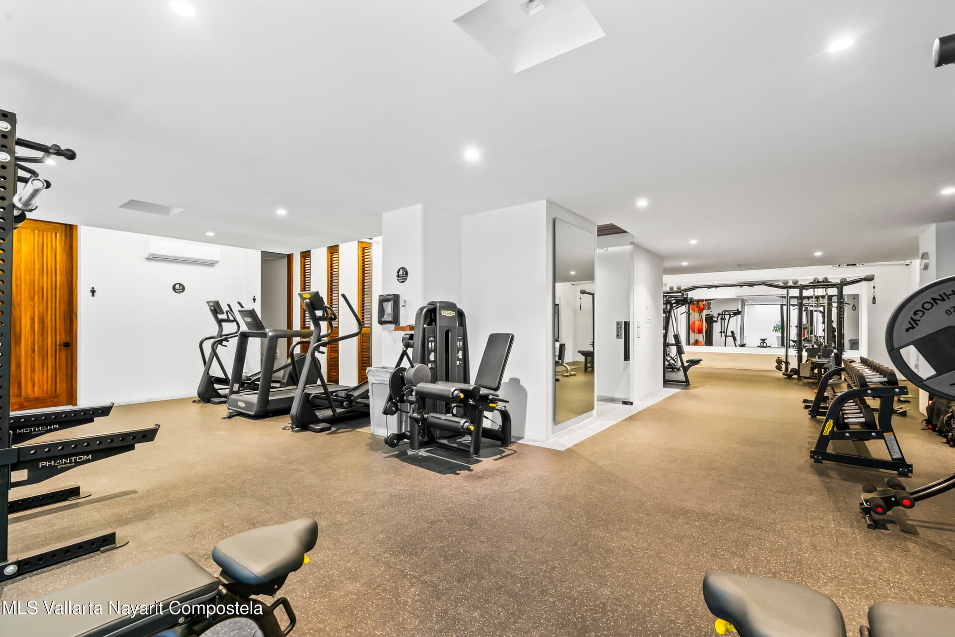 Condo 18