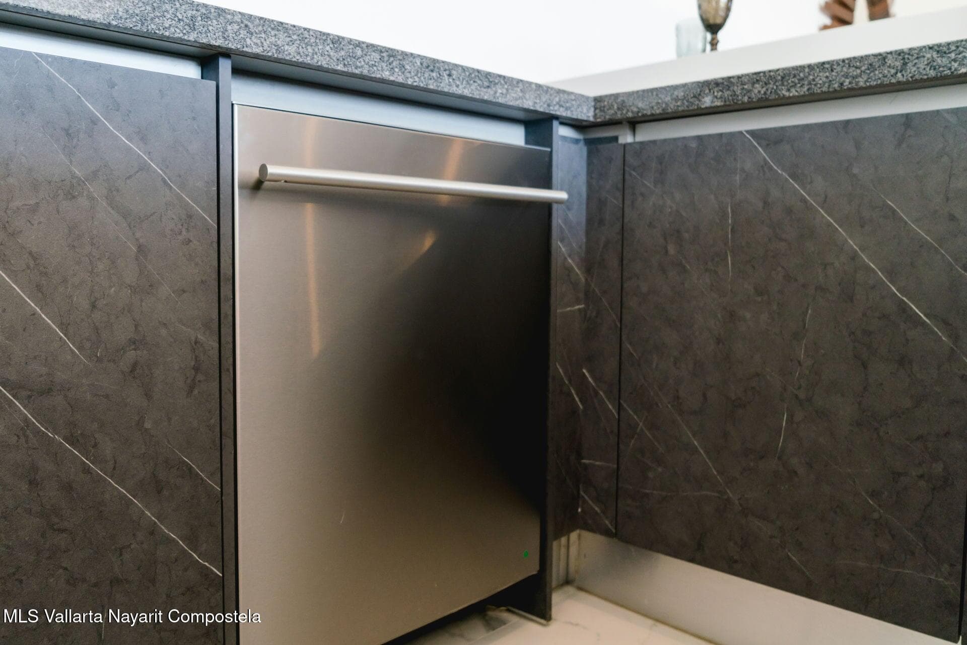 Flamingos Paradise 13