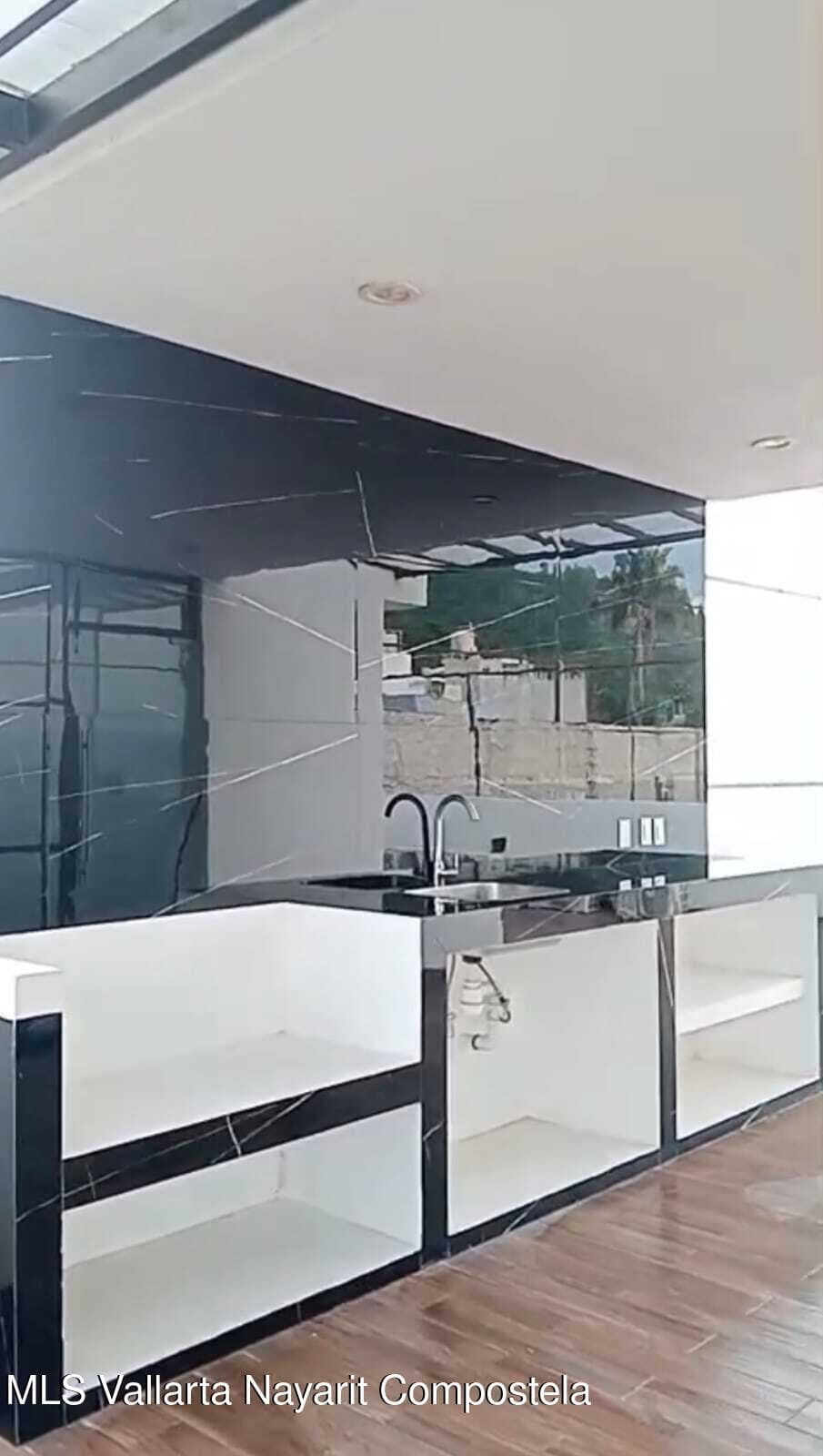 597 Vista Oceano 10