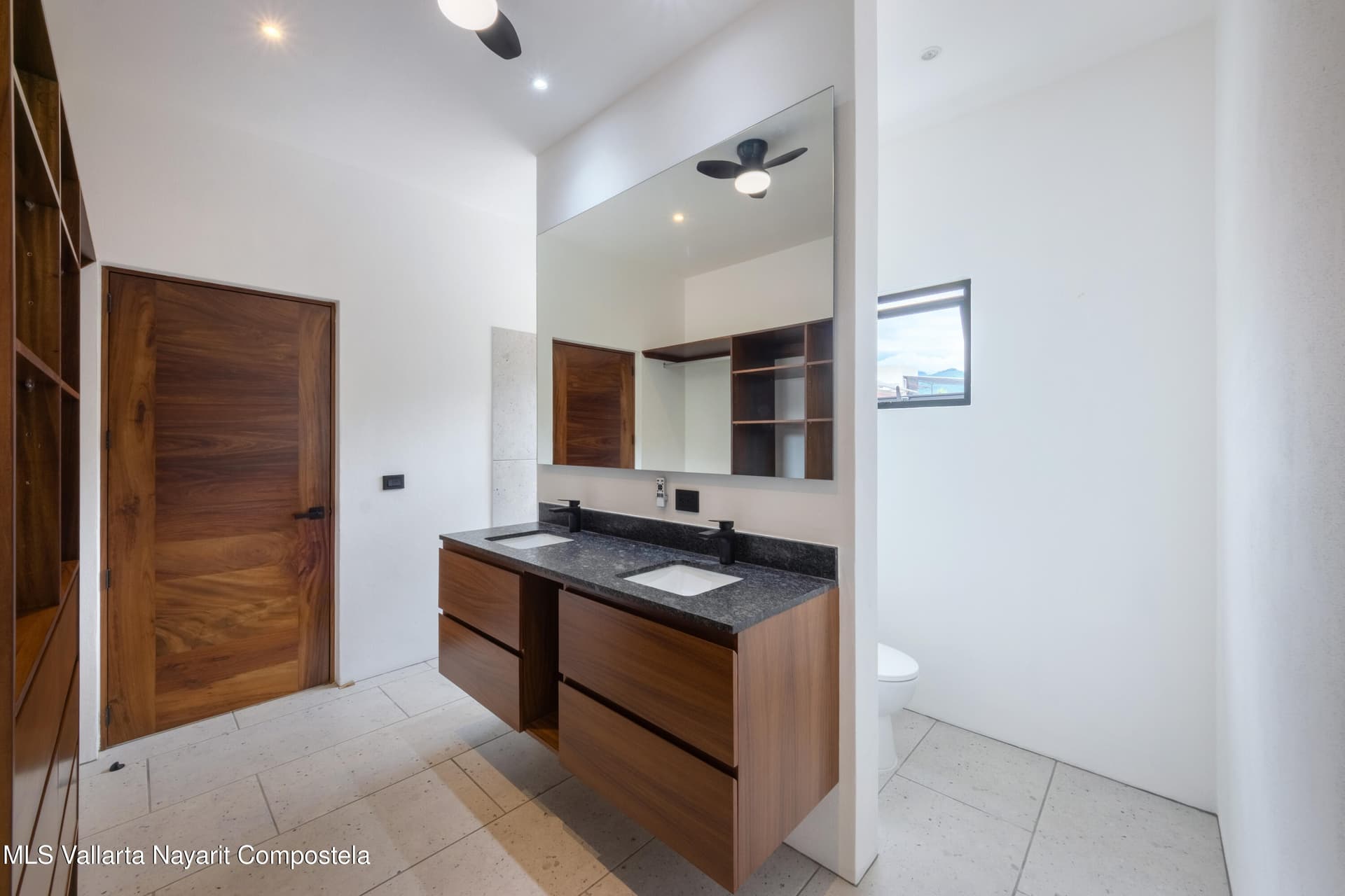 303 Paseo del Salmon 19