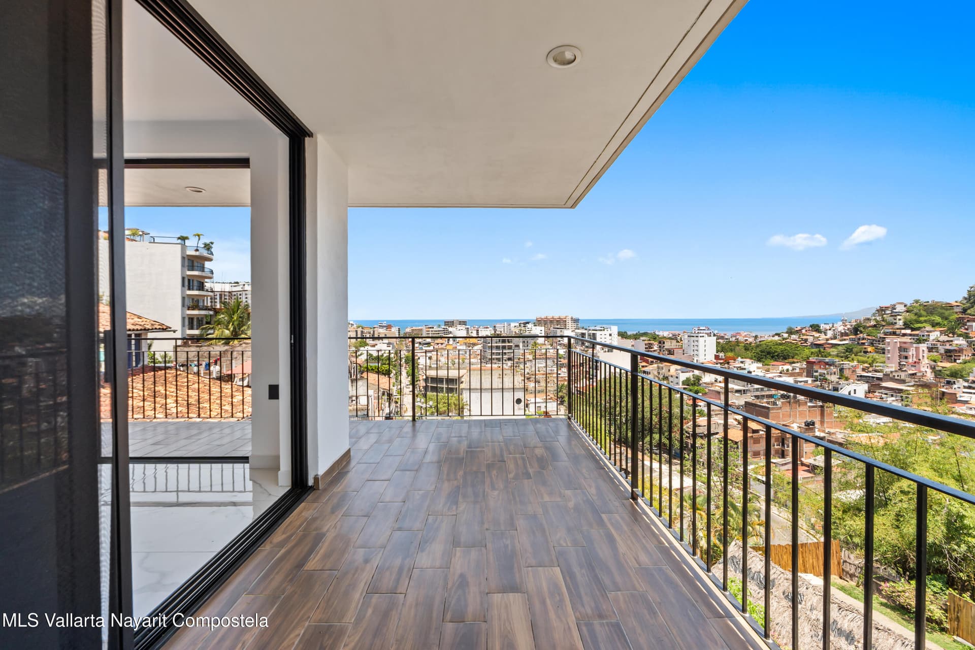 3 Vistas High Living 17