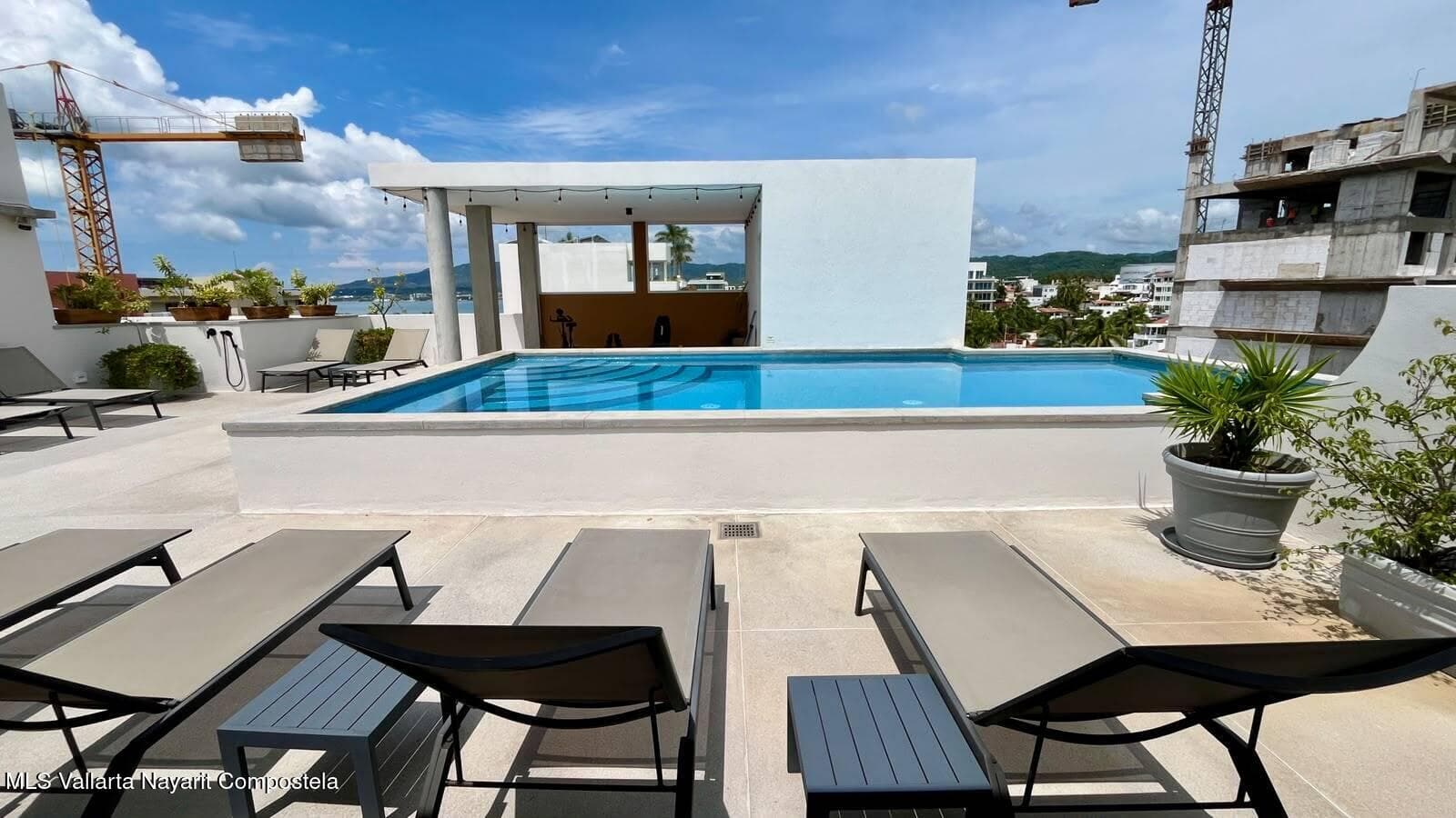 Siete Uno Residencial 5