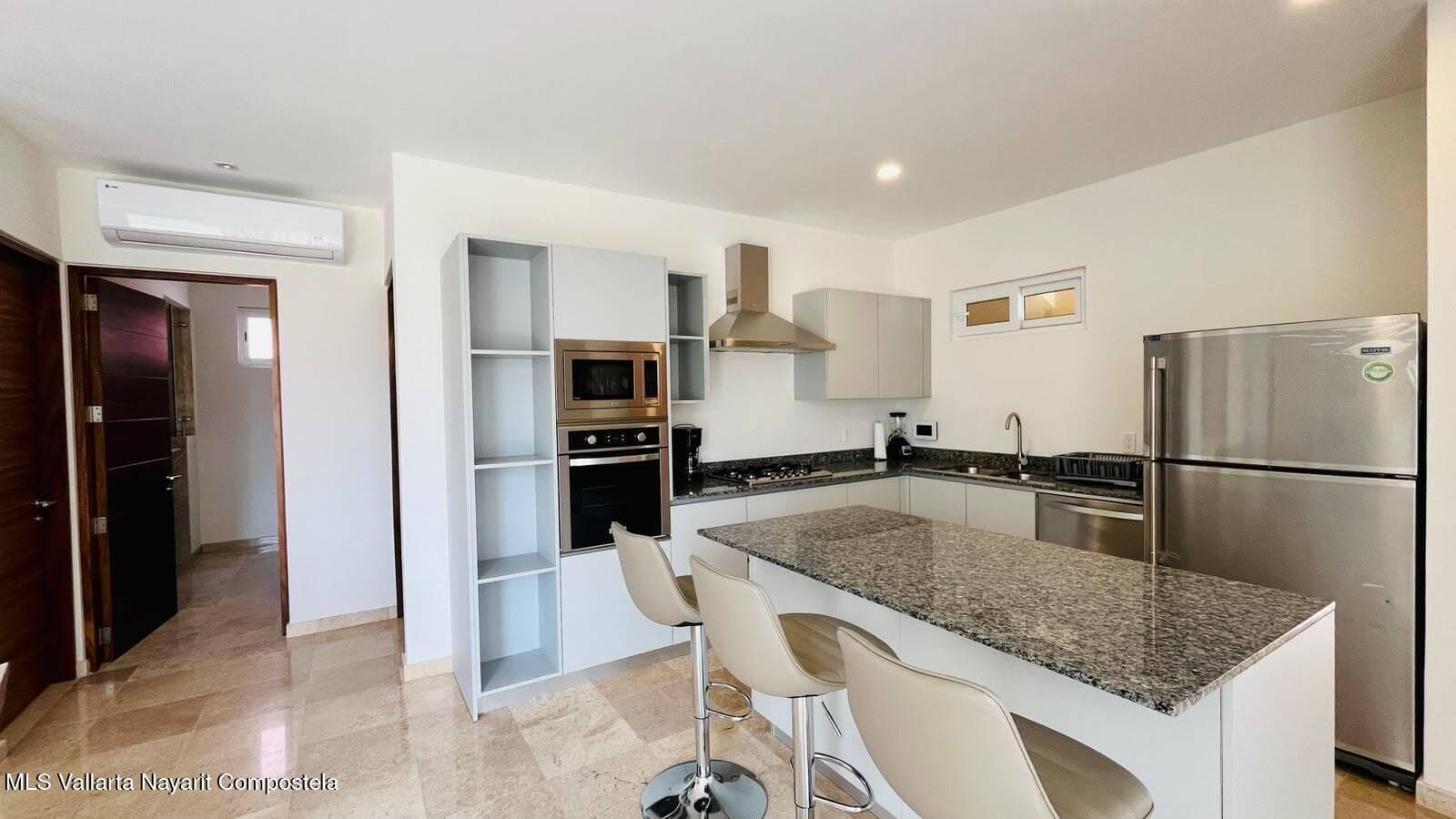 Siete Uno Residencial 11