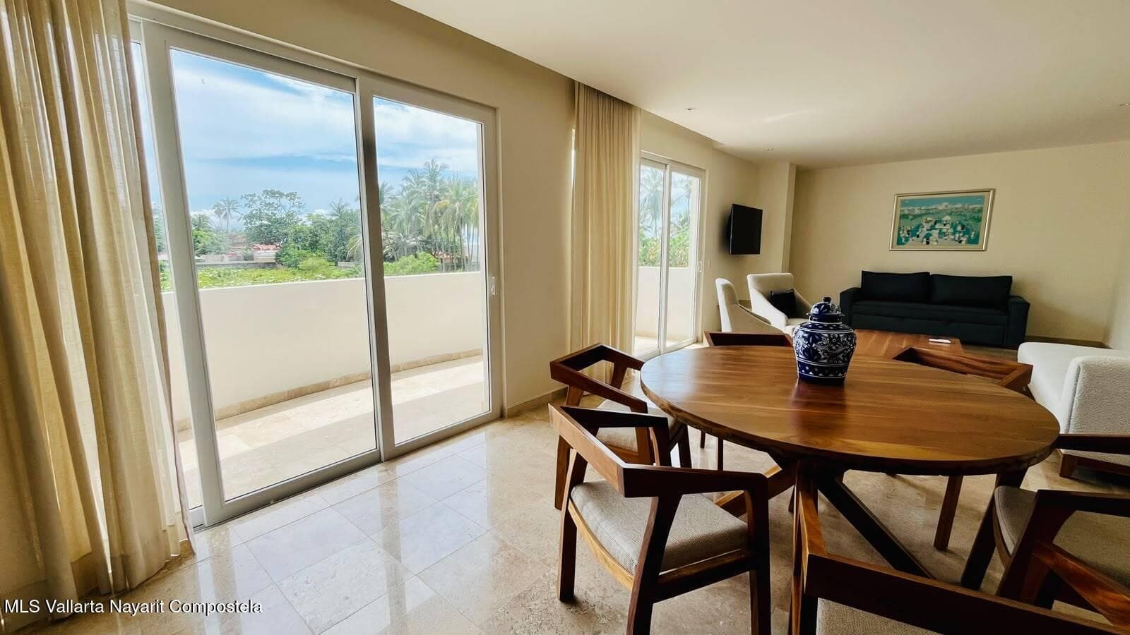 Siete Uno Residencial 12