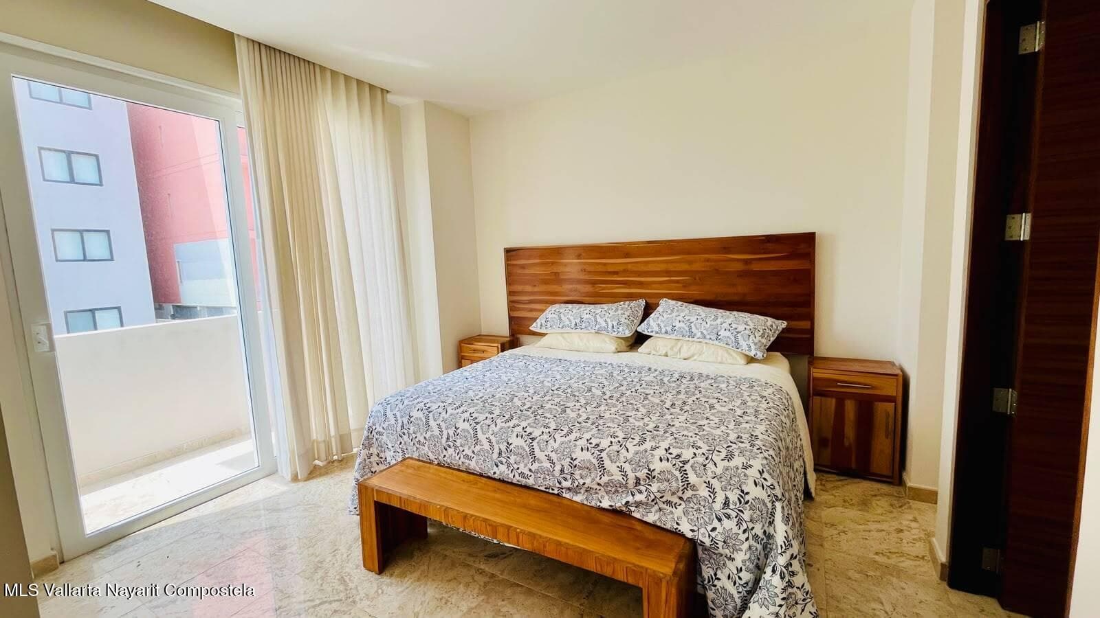 Siete Uno Residencial 14