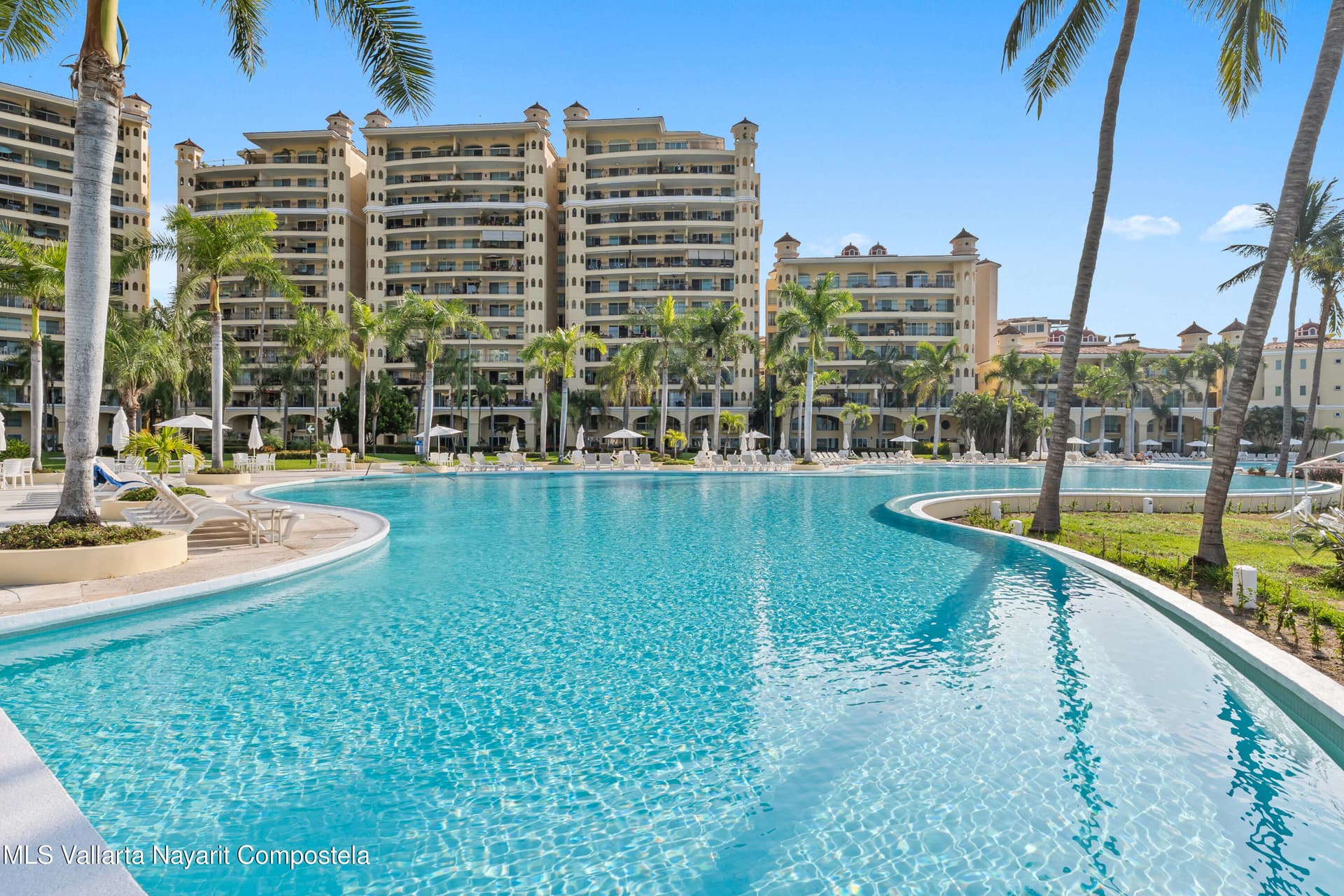 Bay View Grand 38