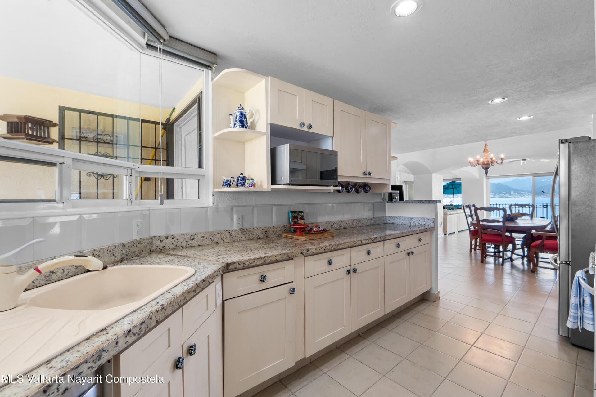 Bay View Grand 14
