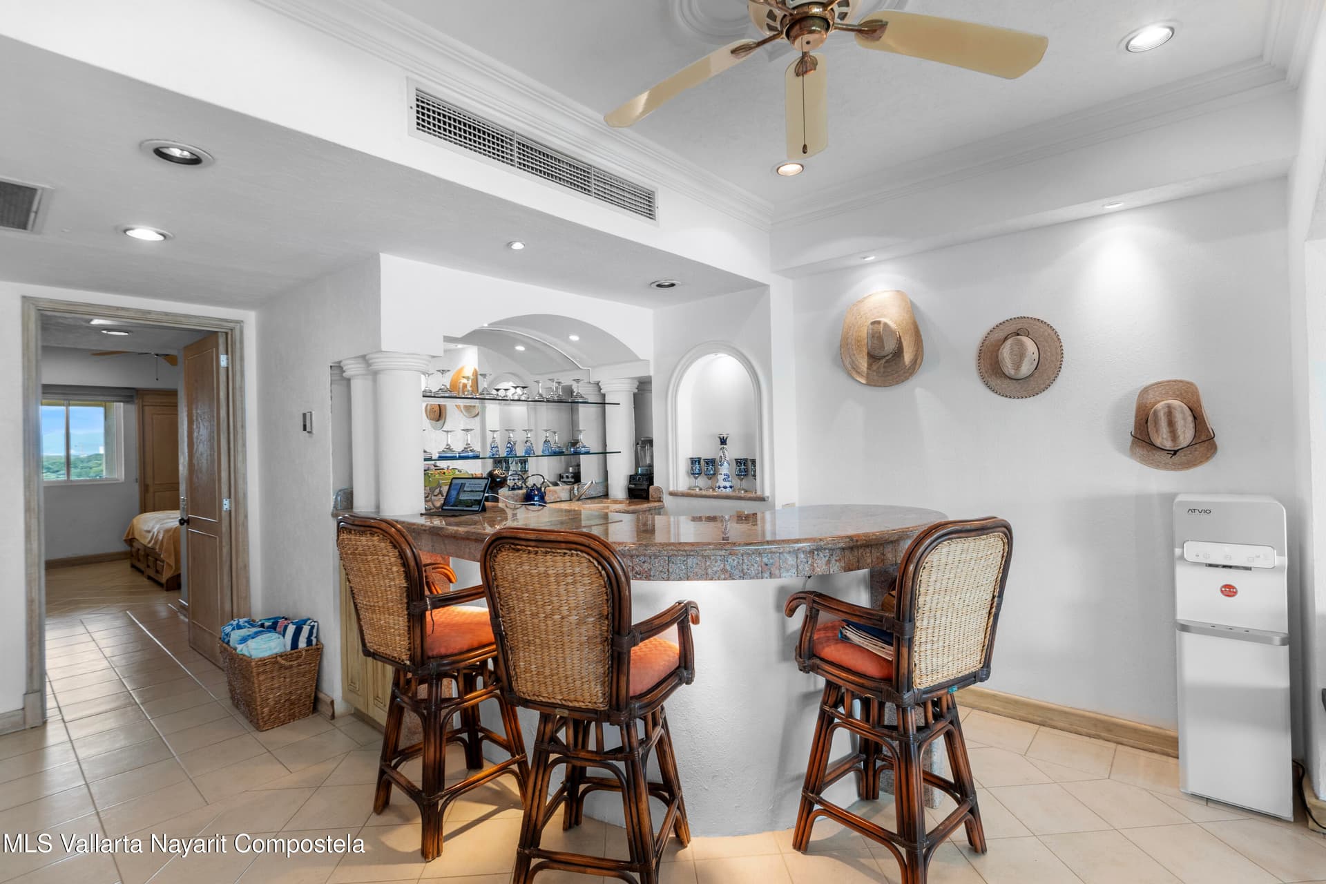 Bay View Grand 18