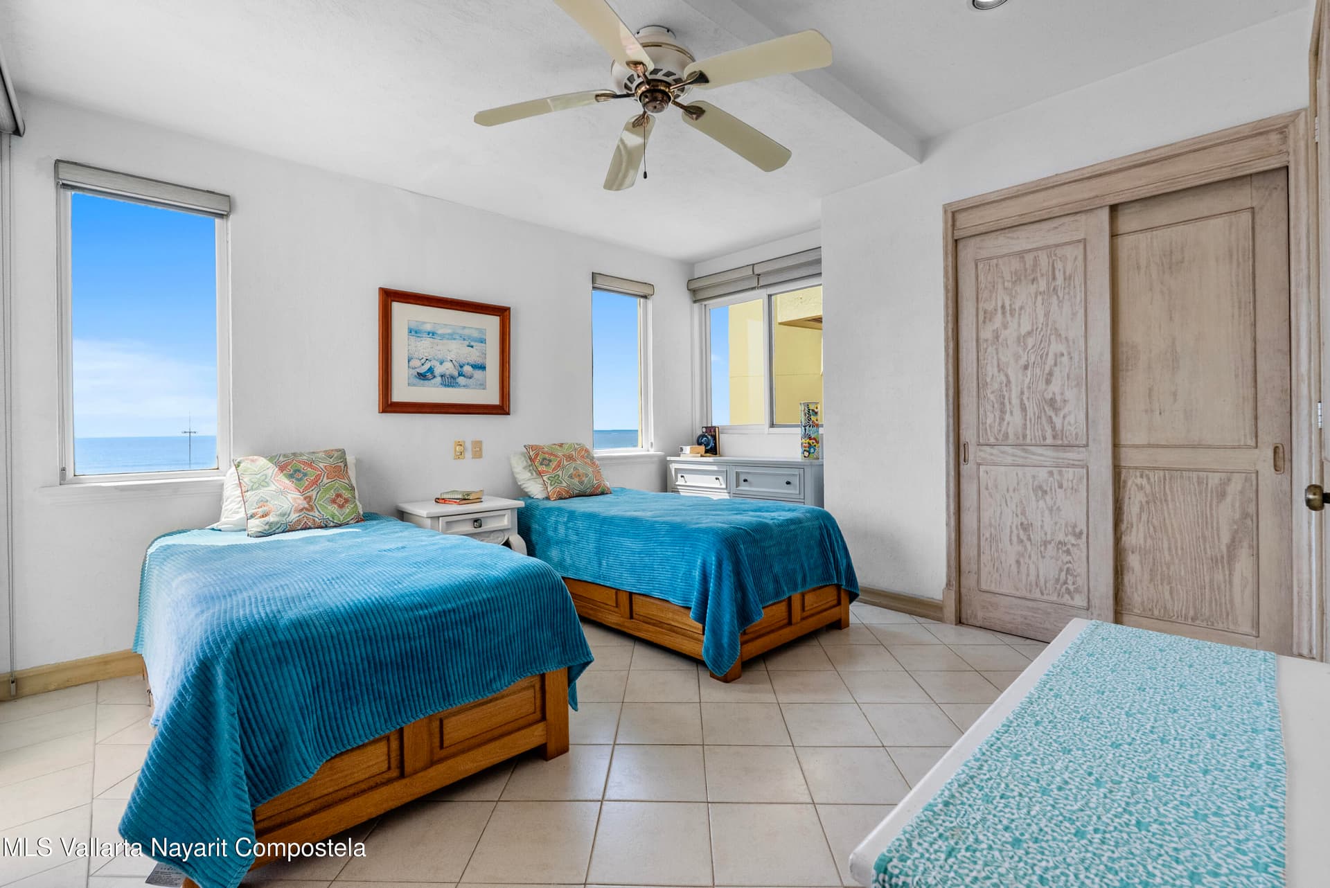 Bay View Grand 34