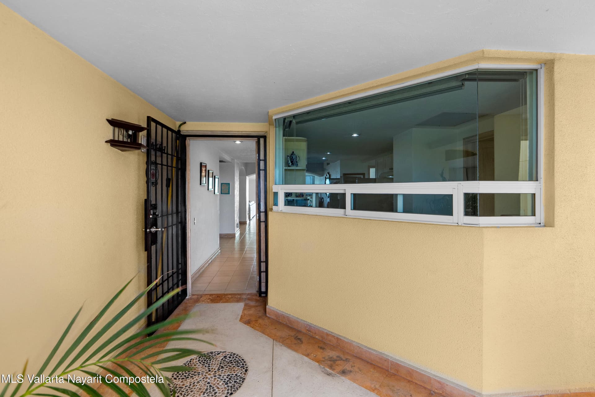 Bay View Grand 25