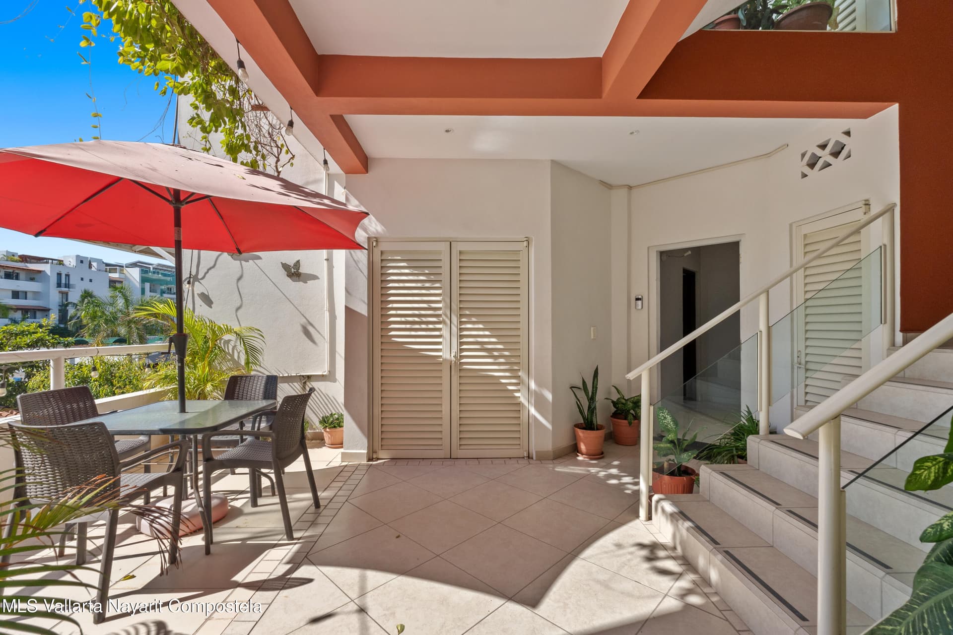 Marina Suites 30