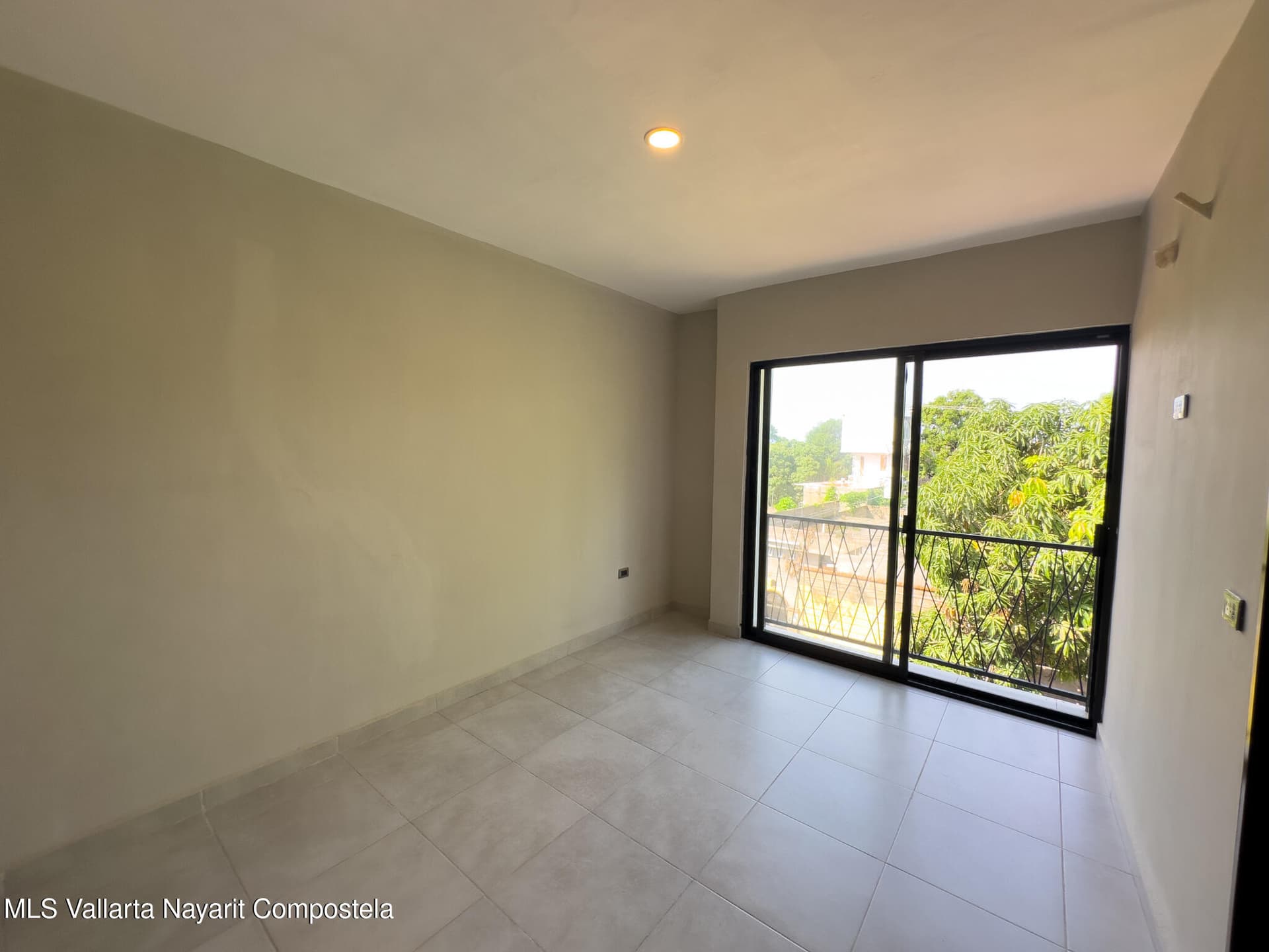 522 Amado Nervo 16