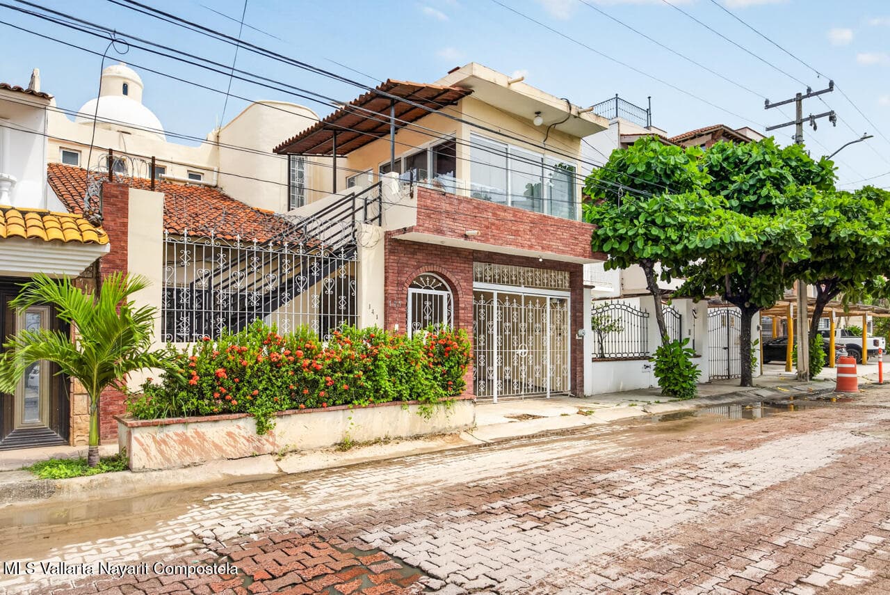141 Avenida Pavo Real Pavo Real 2