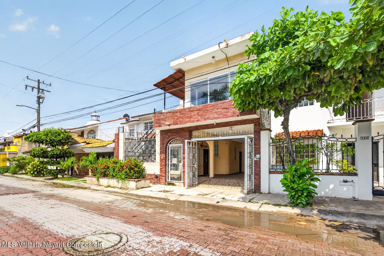 141 Avenida Pavo Real Pavo Real 3