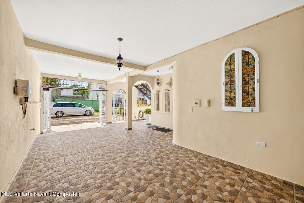 141 Avenida Pavo Real Pavo Real 9