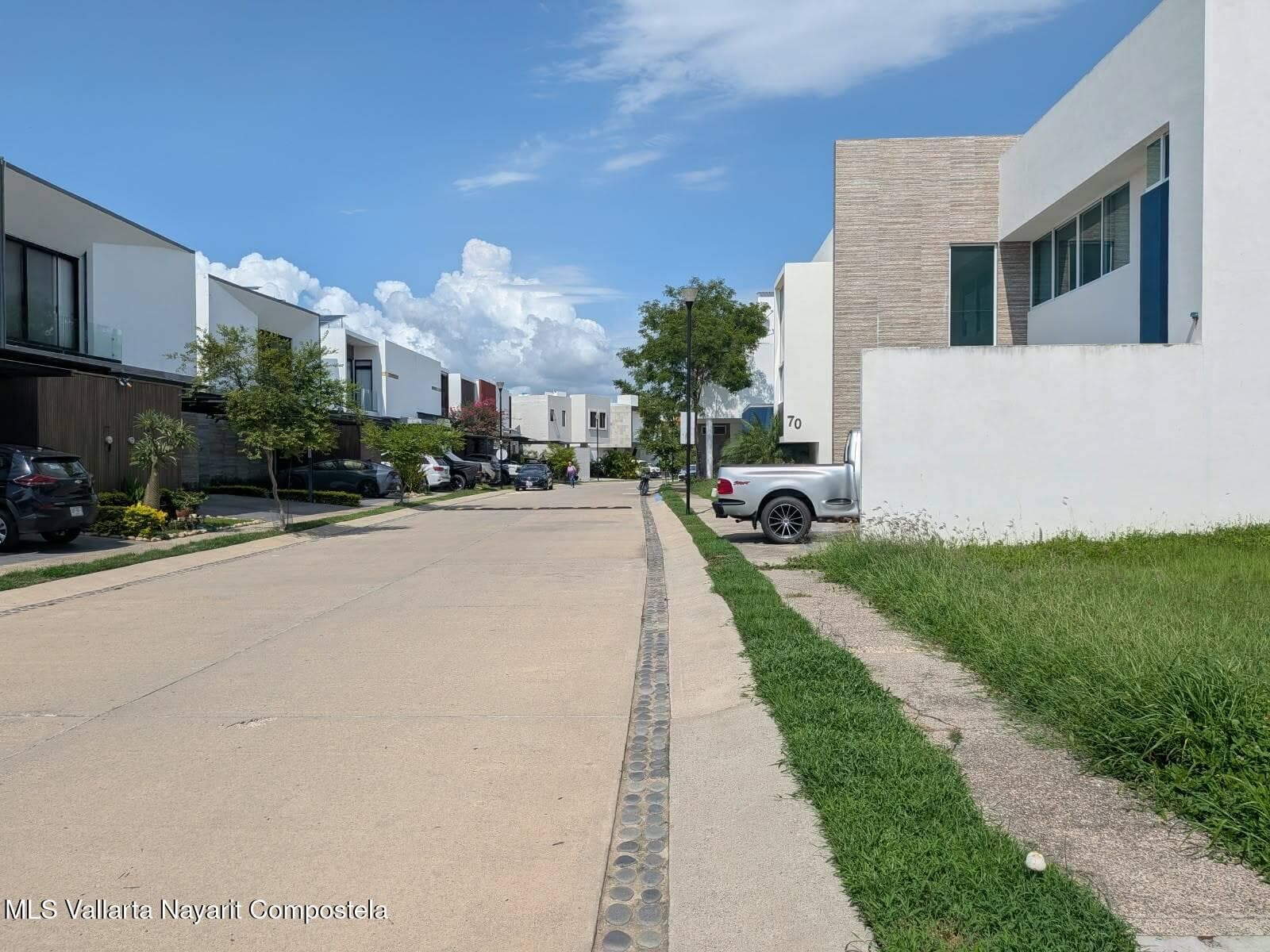 574 Avenida Mexico 574 2