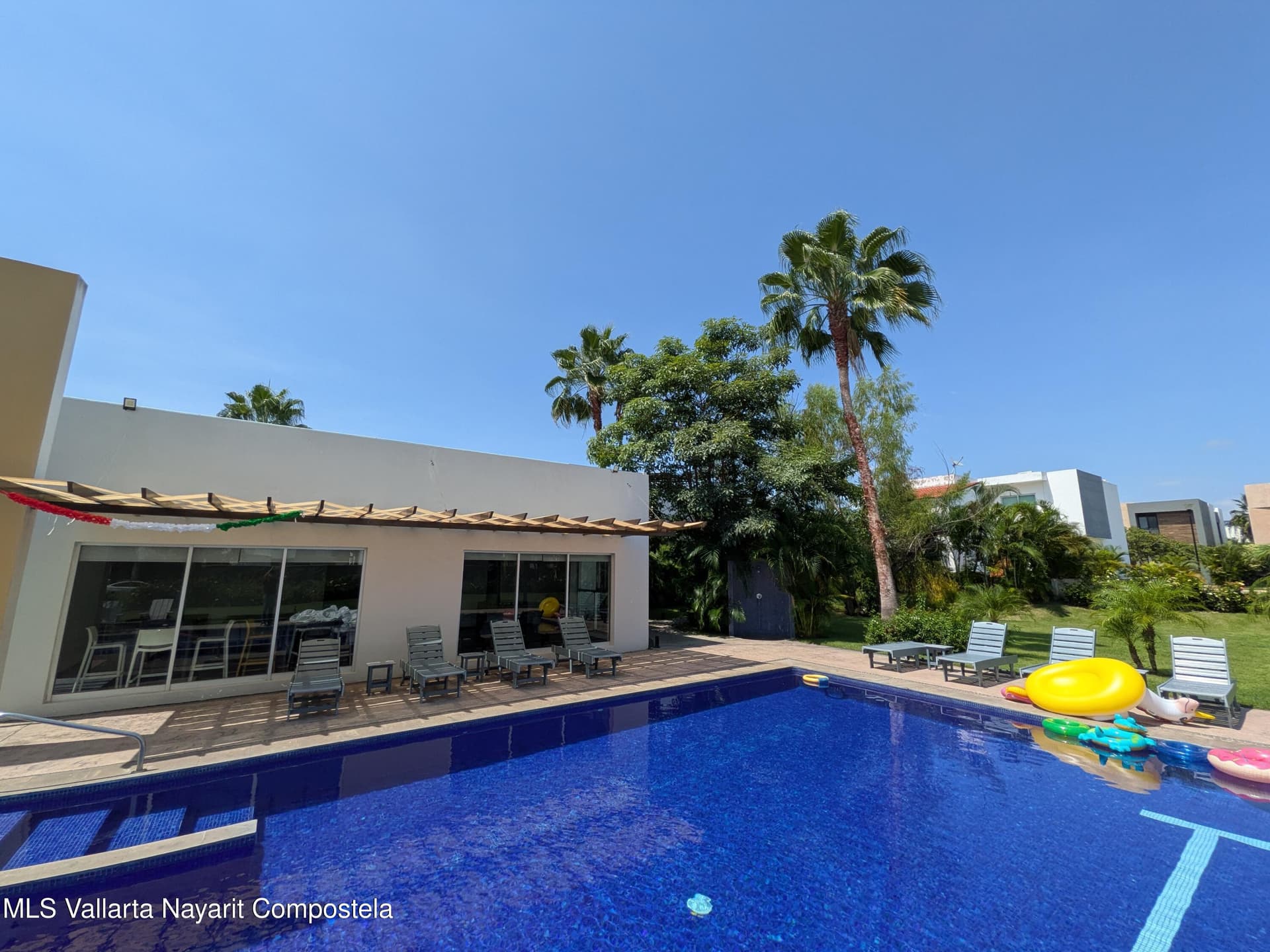 574 Avenida Mexico 574 9
