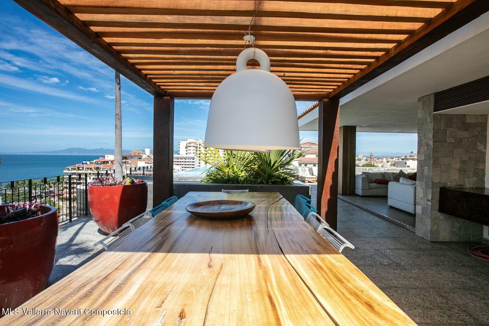 Ocean Vista 15