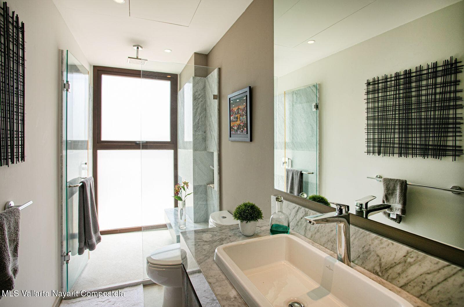 Ocean Vista 10
