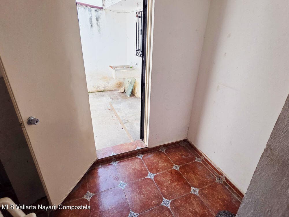 227 Paseo del Palmito 4