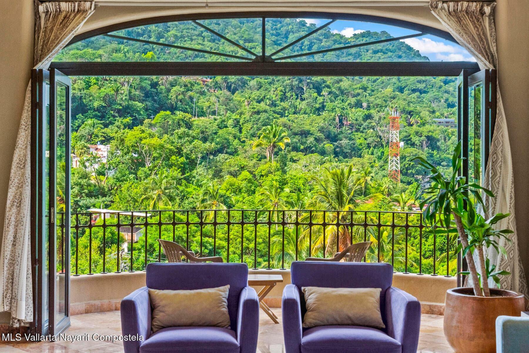 Vista Mismaloya 2