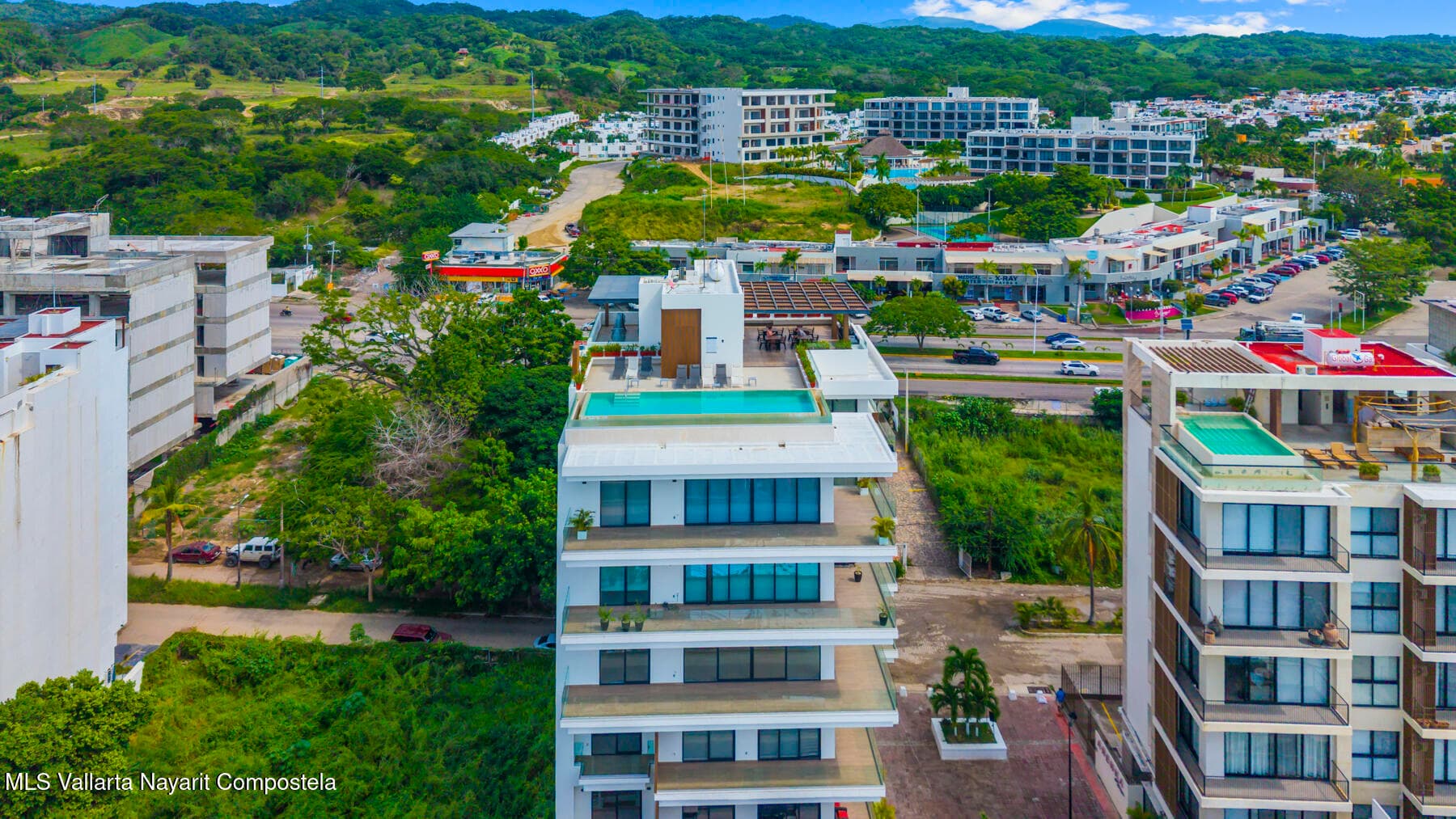 40 A Av Los Picos 5