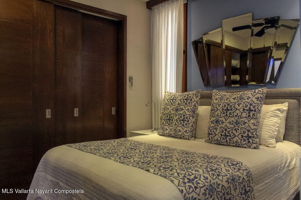 Residences by Pinnacle 16