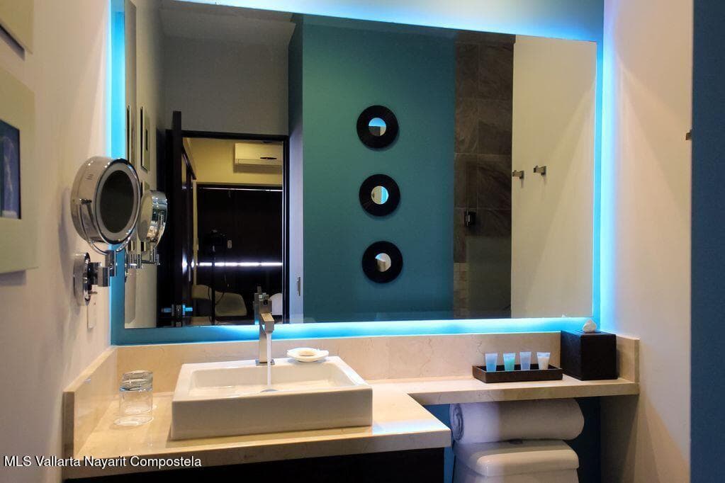 Residences by Pinnacle 19