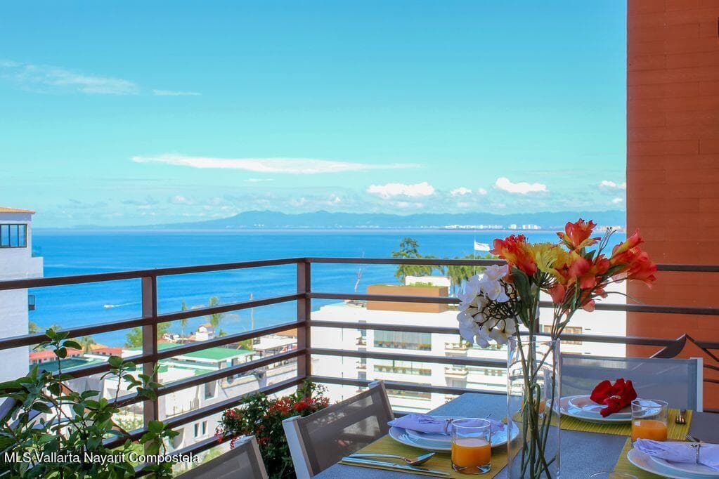 Residences by Pinnacle 22