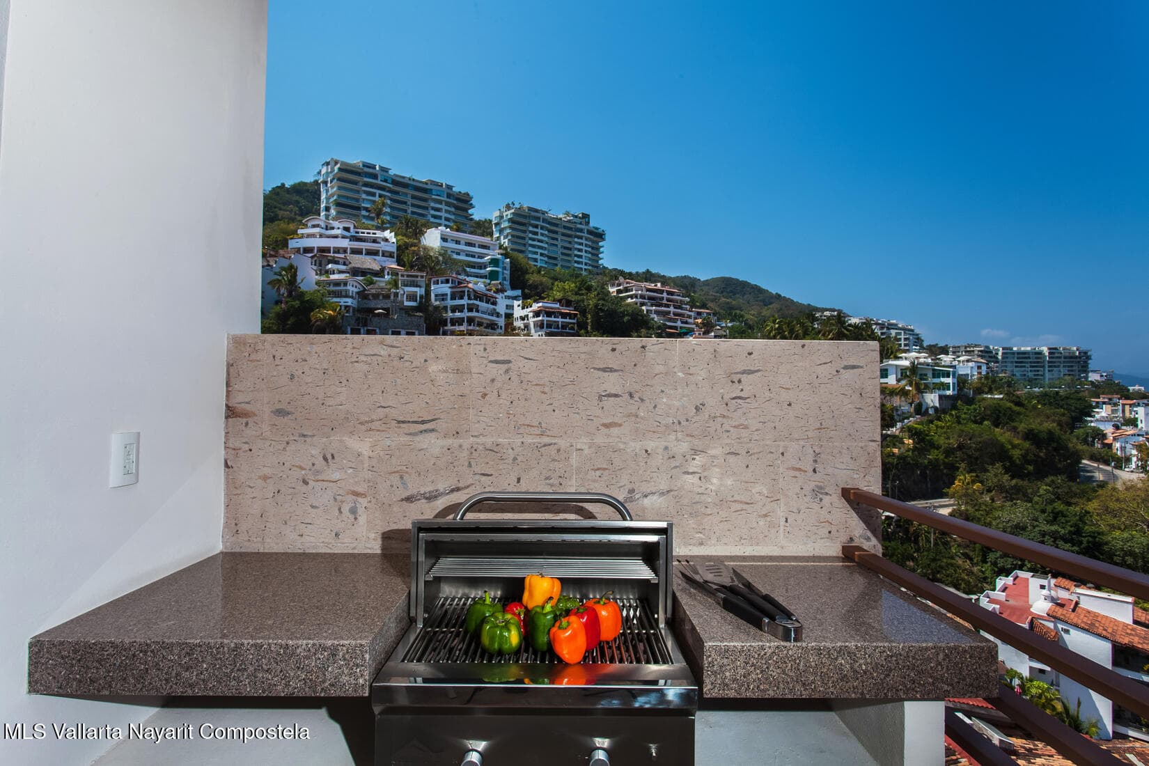 Residences by Pinnacle 14