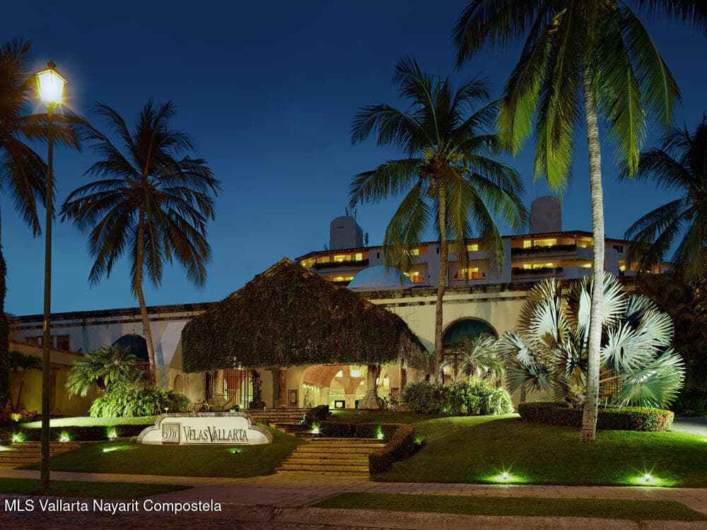 Velas Vallarta 36