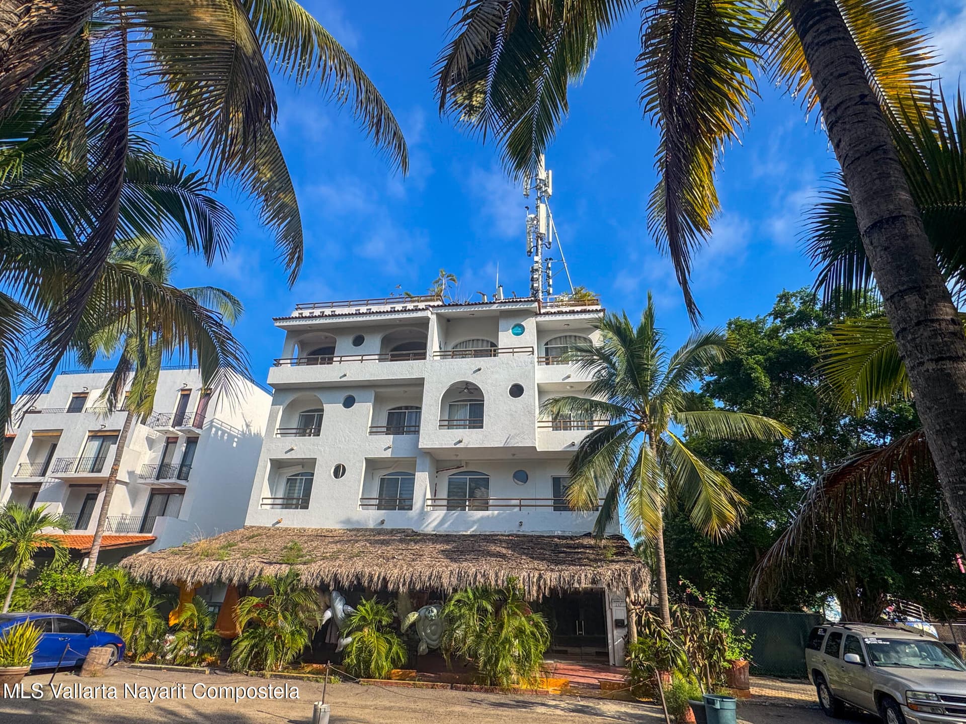 Marina Suites 18