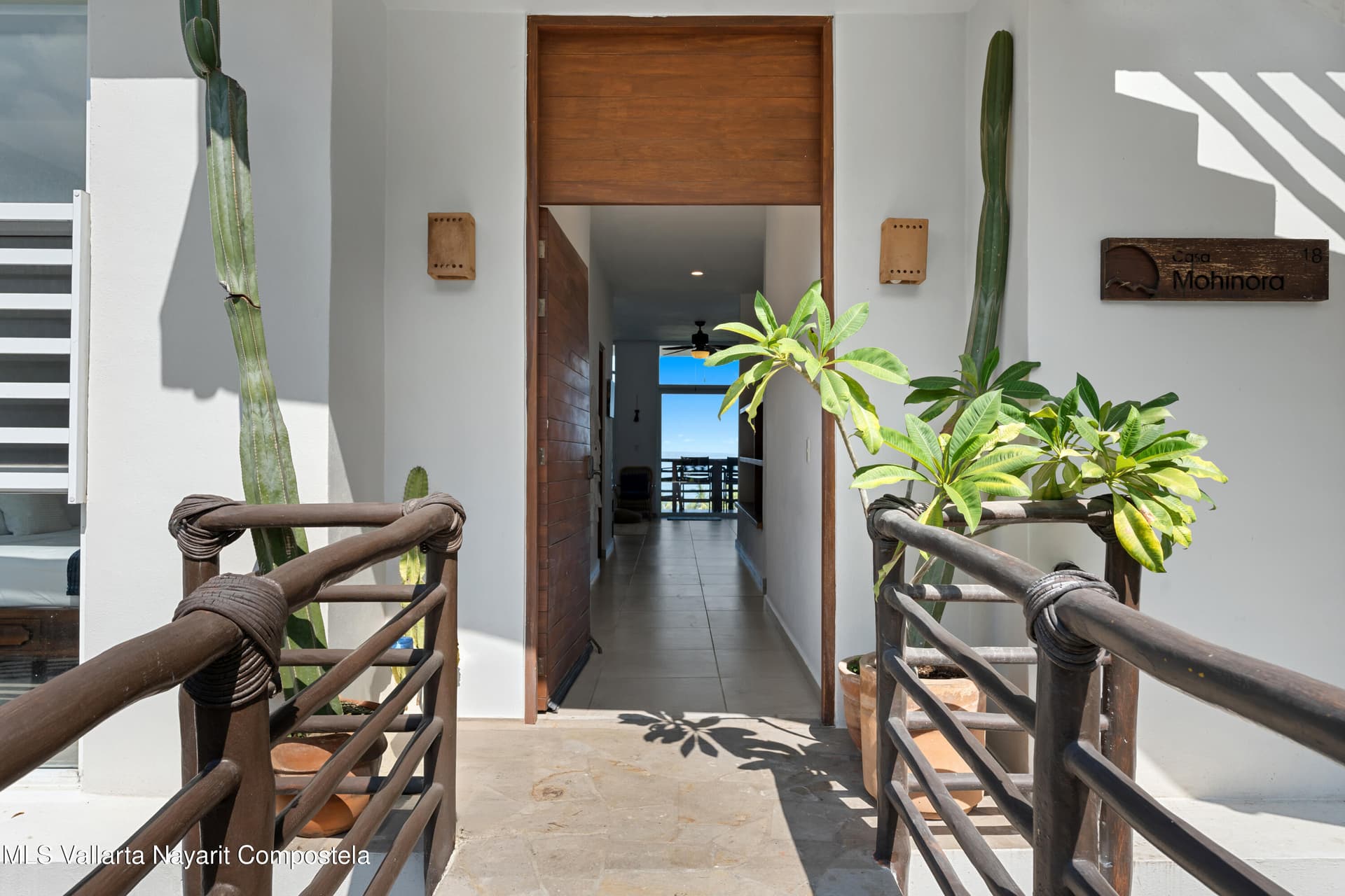 132 Ave del Palmar 8